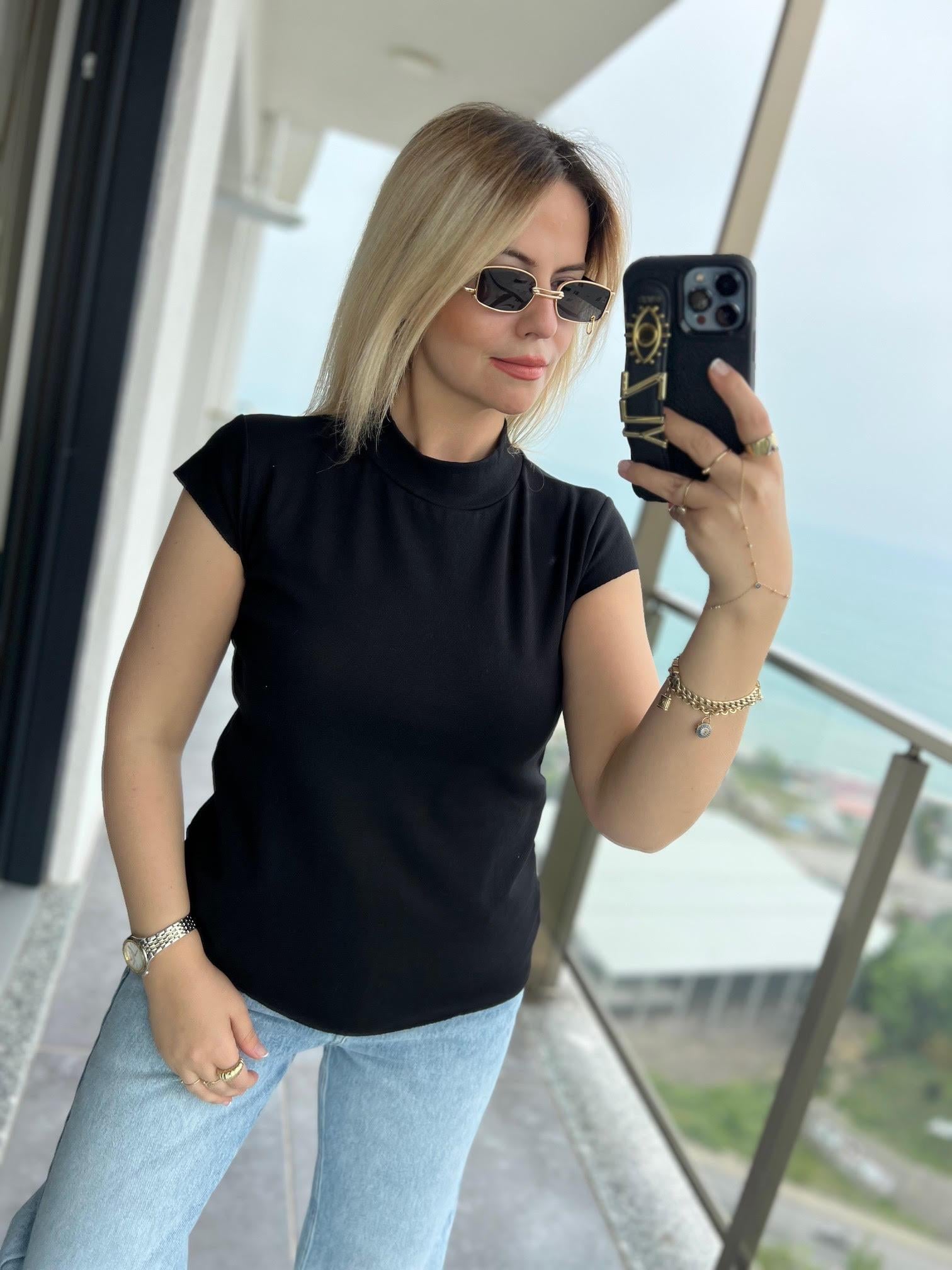 Balıkçı Yaka Tshirt SİYAH