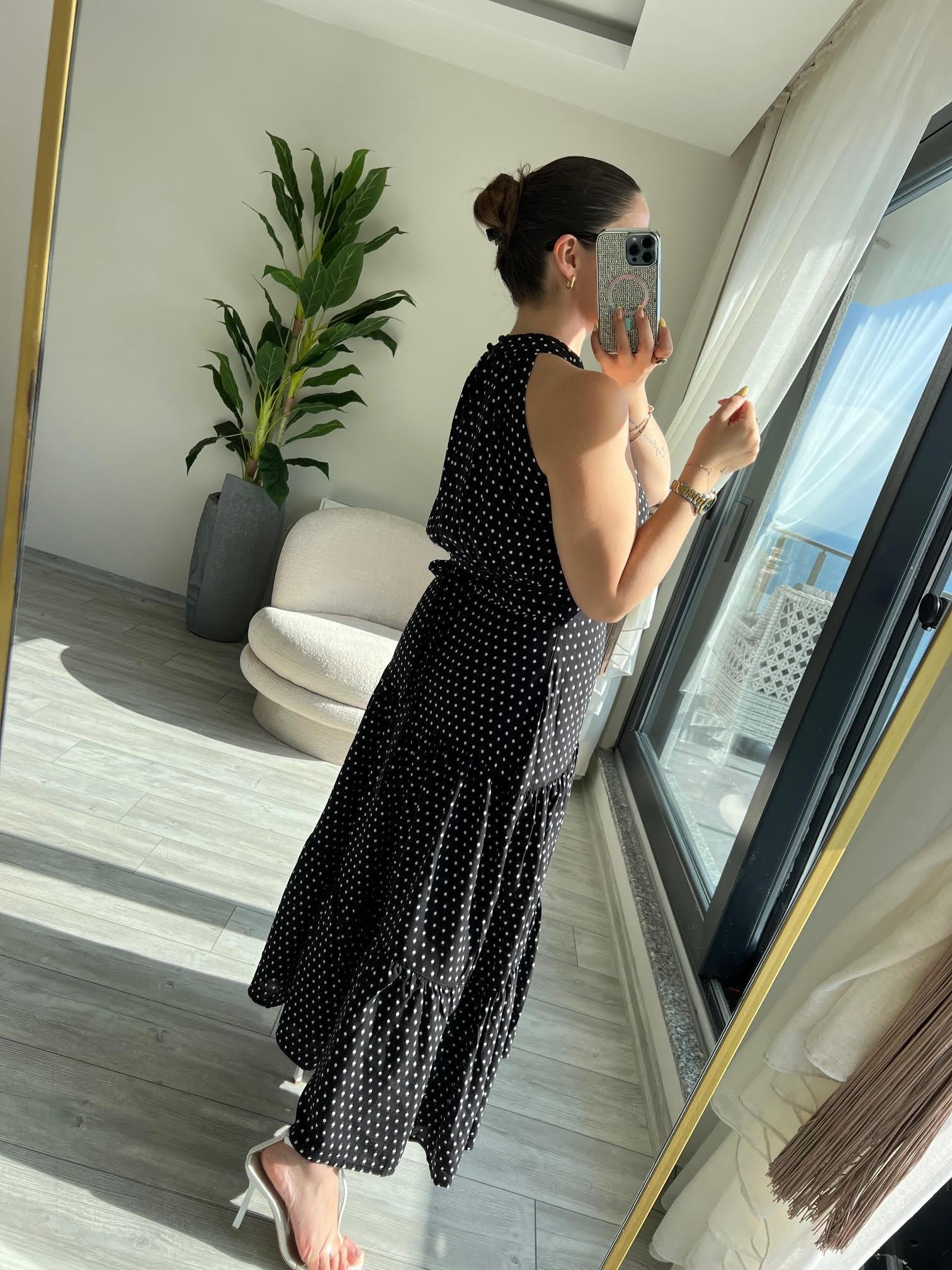 Halter Yaka Puantiyeli Elbise SİYAH