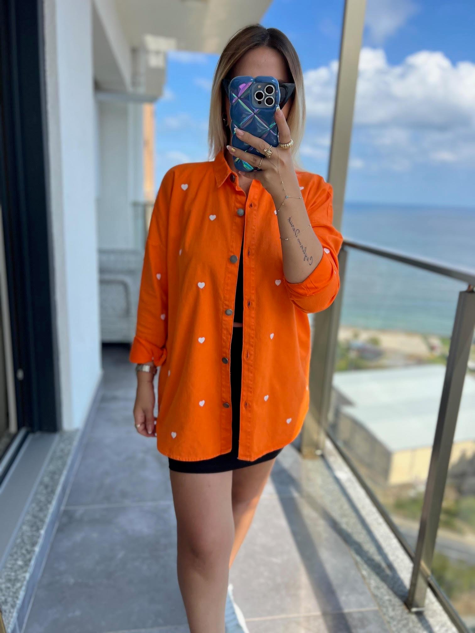 Kalp İşlemeli Gabardin Gömlek TURUNCU