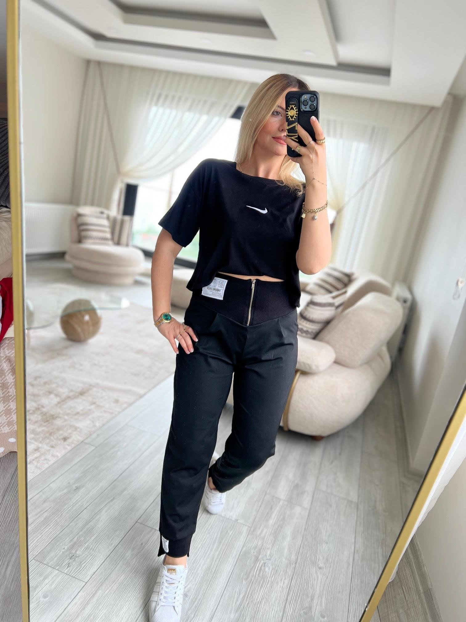 Kısa Tshirt SİYAH