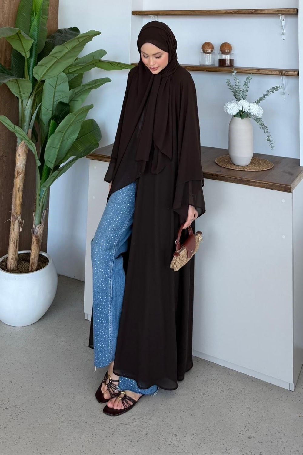 Hümay Çıtçıtlı Şal Detay Abaya Kahverengi 10063 