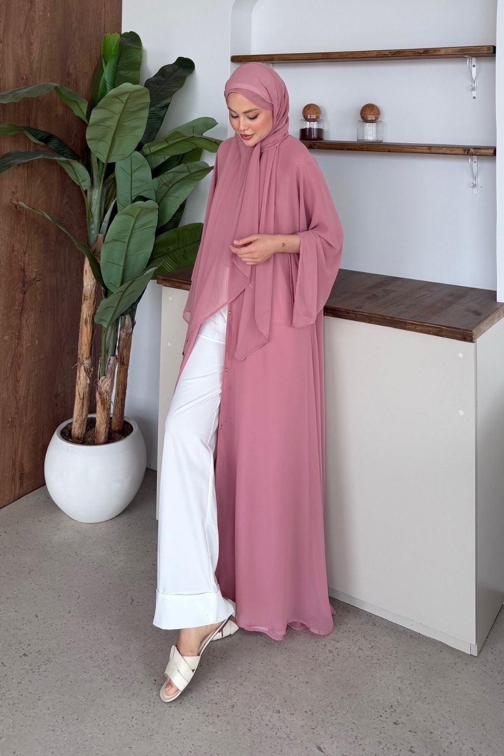 Hümay Çıtçıtlı Şal Detay Abaya Pudra 10063 