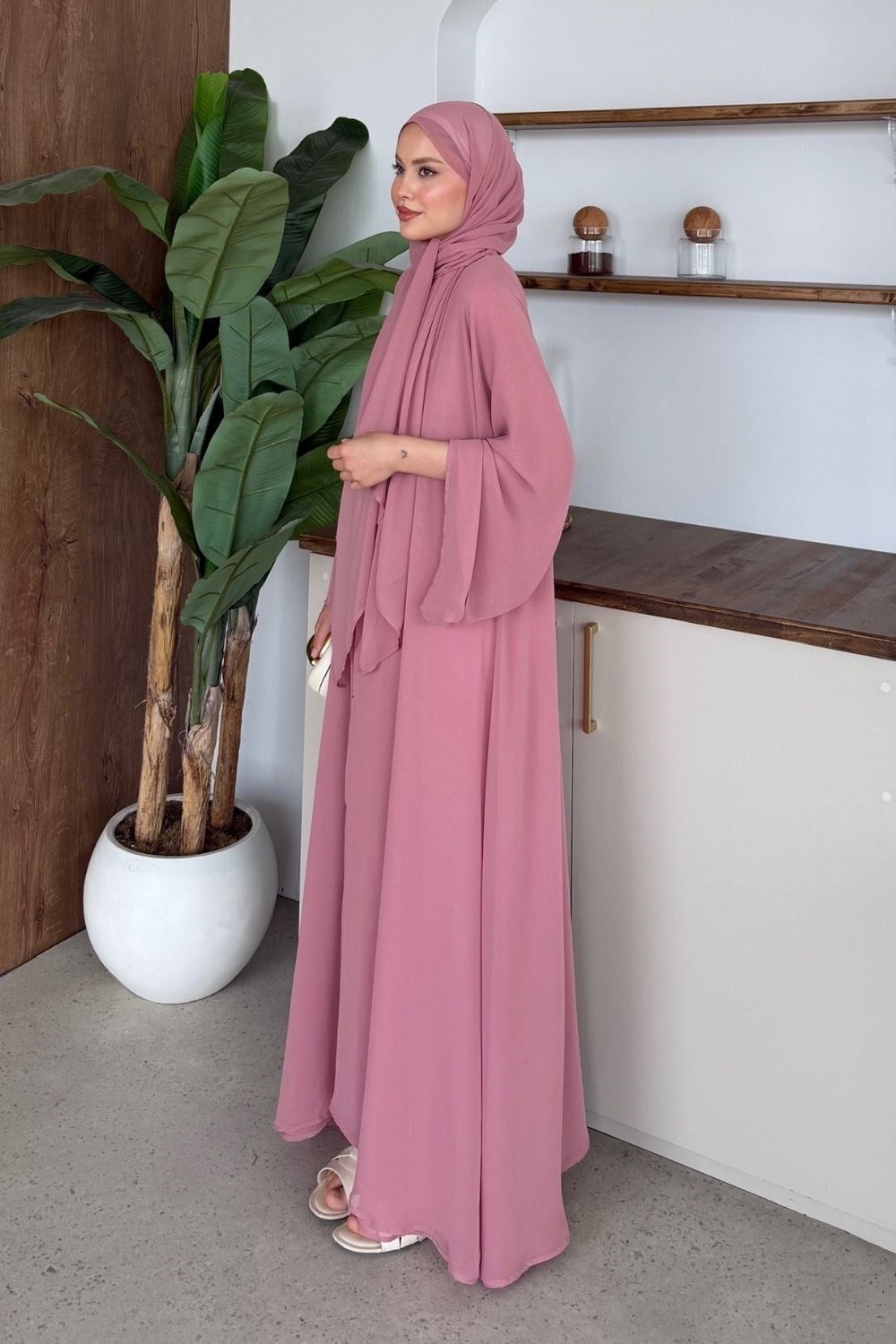 Hümay Çıtçıtlı Şal Detay Abaya Pudra 10063 