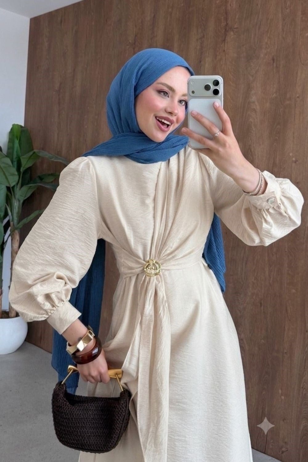 Gül Toka Detay Elbise Bej 10071 