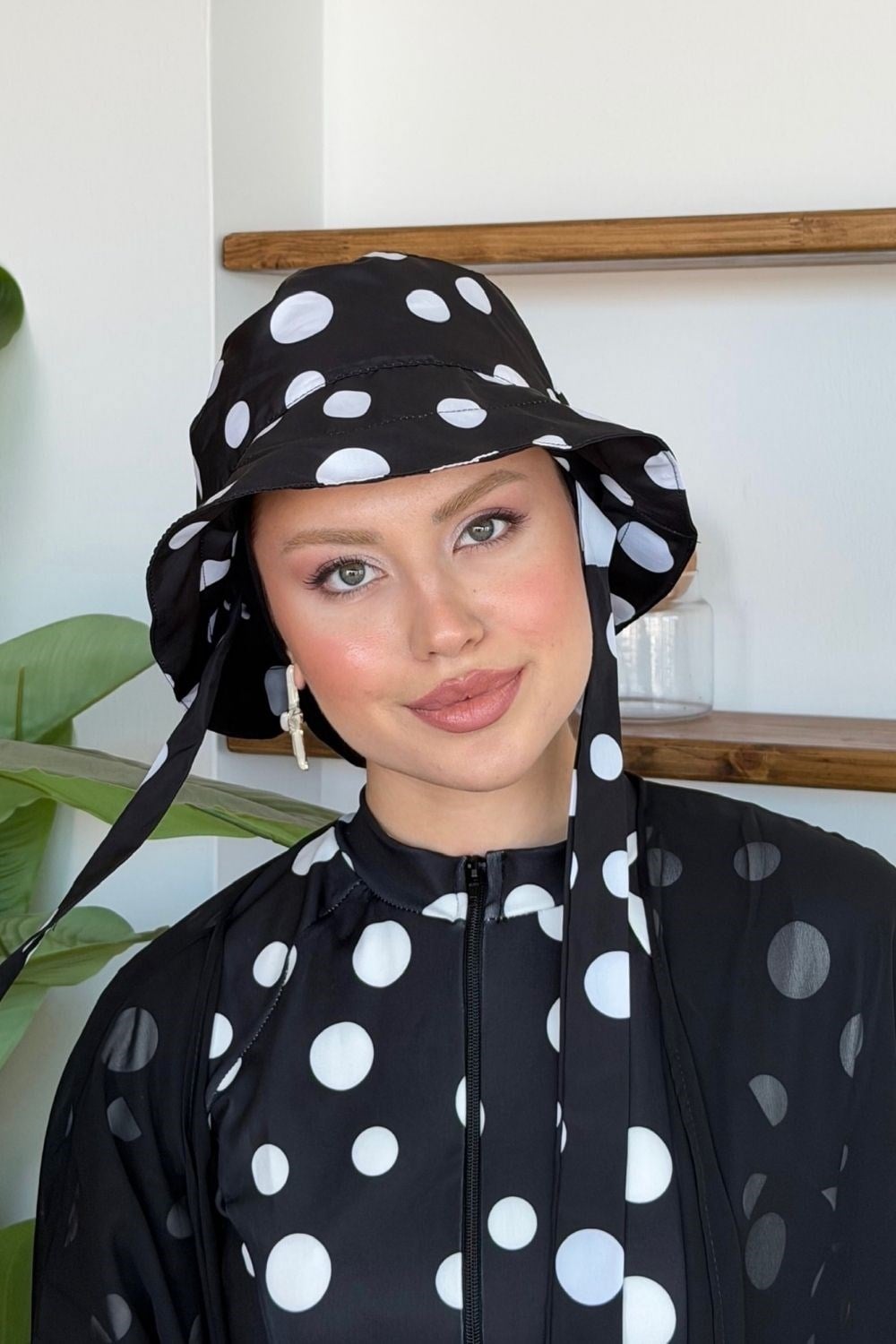 Bukcet Şapka Siyah Puantiyeli 10120 
