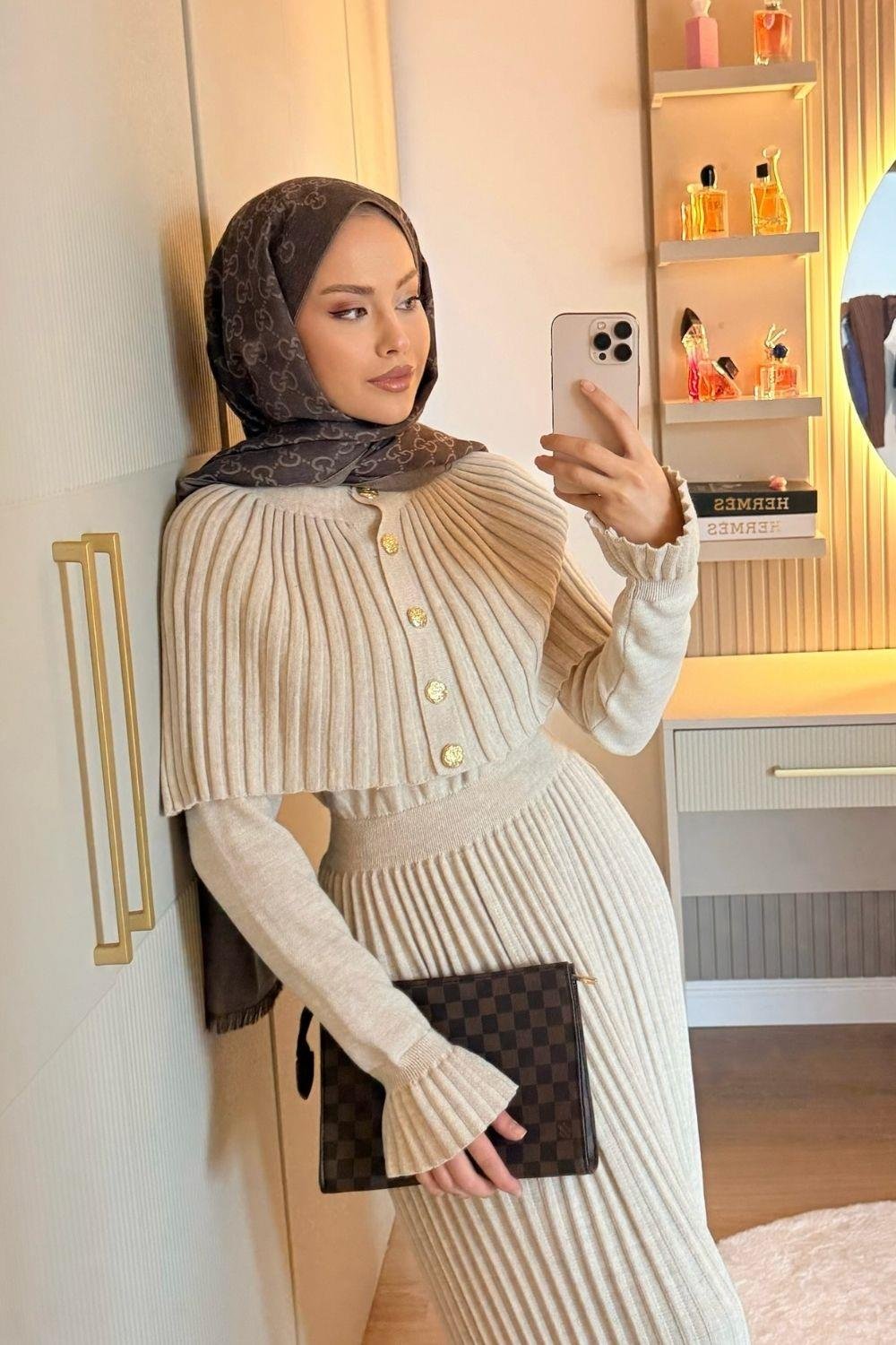 Kelebek Piliseli Etekli Takım Bej 10200 