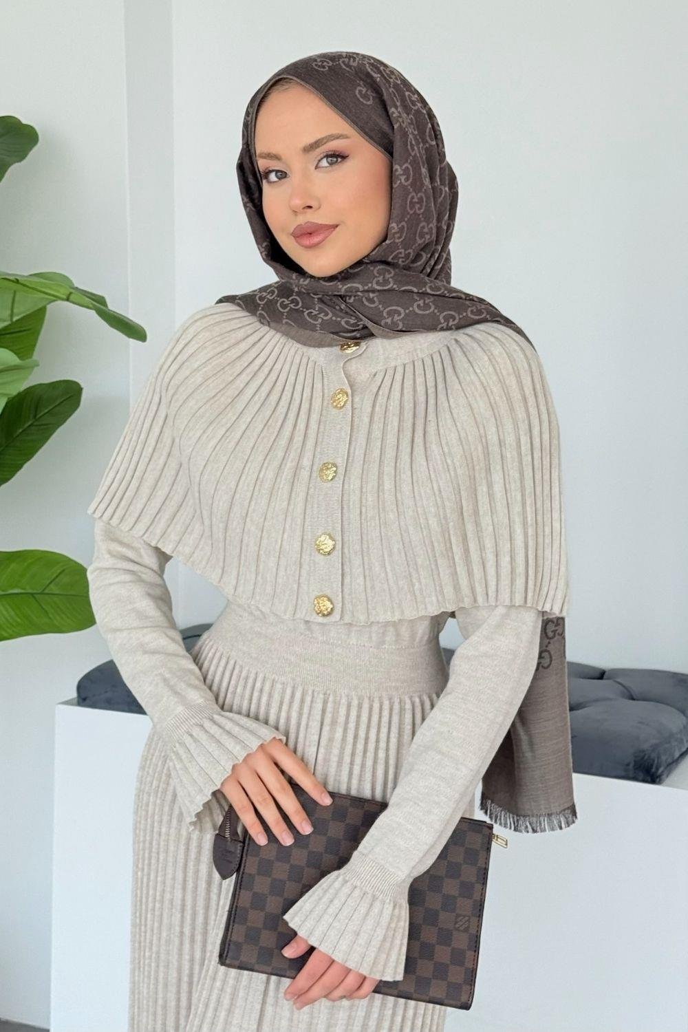 Kelebek Piliseli Etekli Takım Bej 10200 
