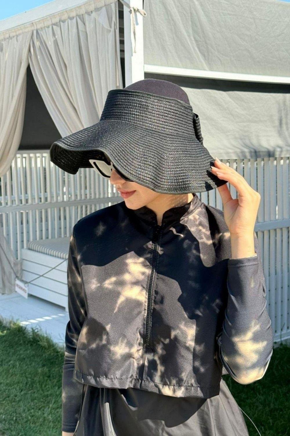 Fiyonklu Vizör Şapka Siyah 142320 