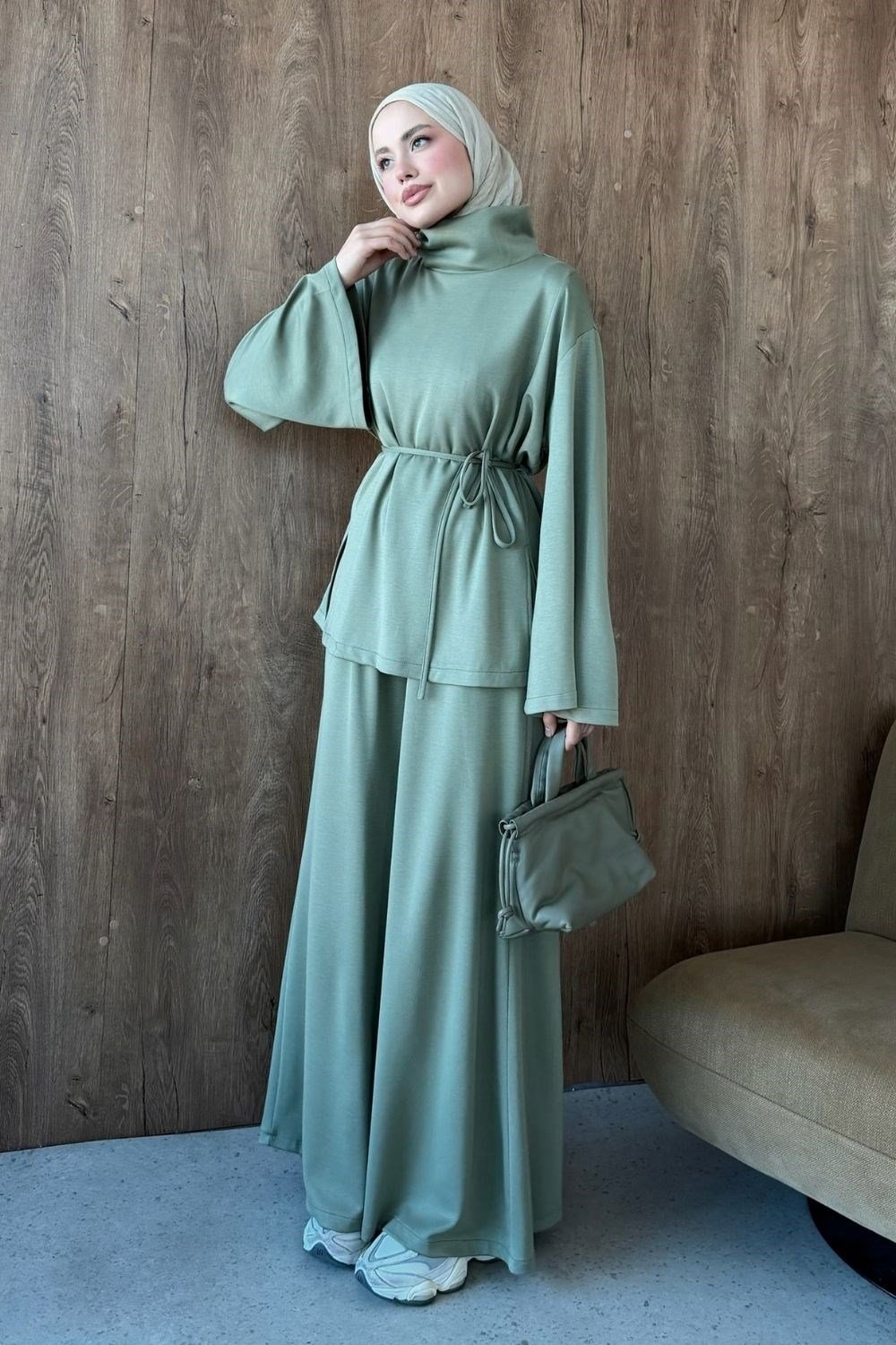 Dik Yaka Takım Mint 20294 
