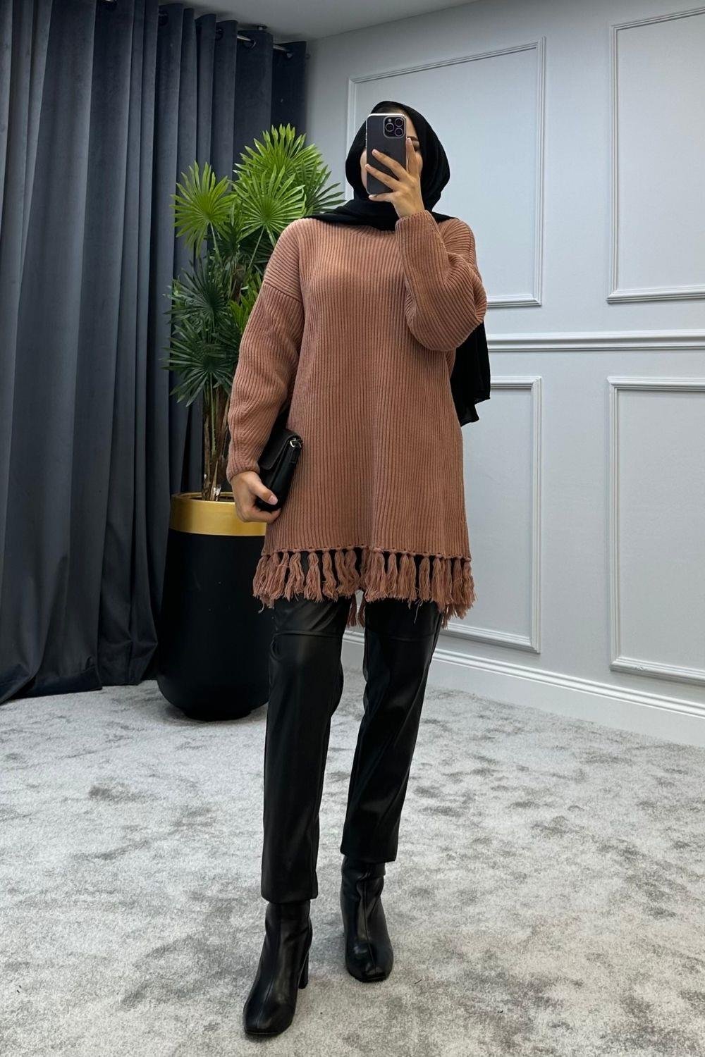 Altı Püsküllü Triko Kazak Pudra 2293 