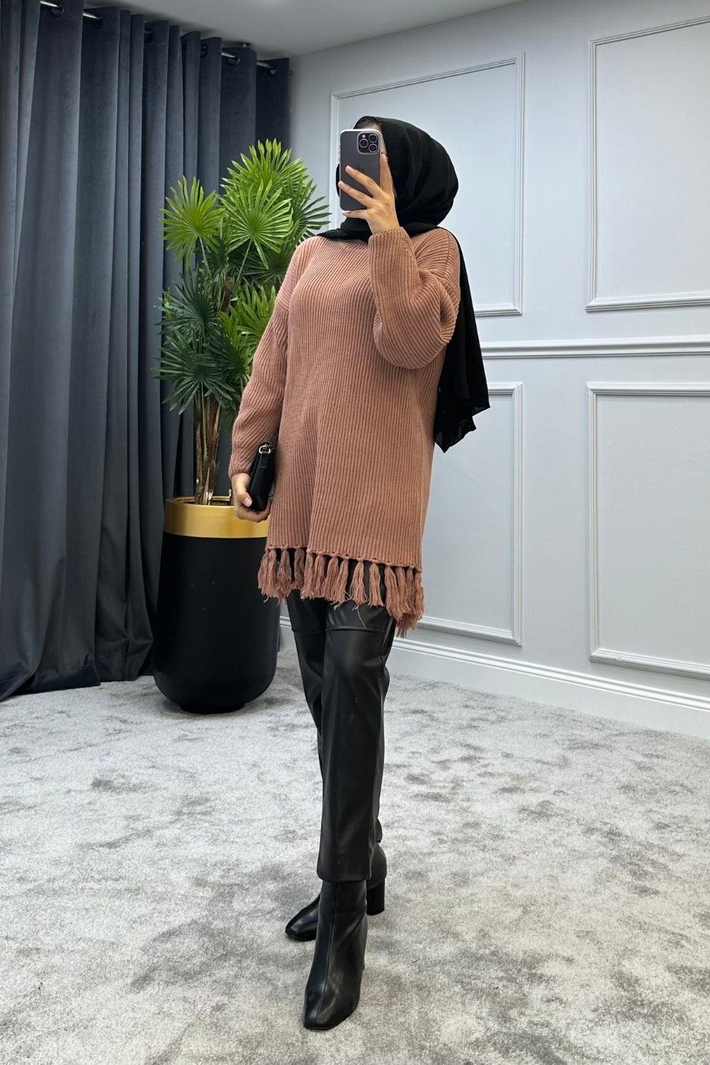 Altı Püsküllü Triko Kazak Pudra 2293 