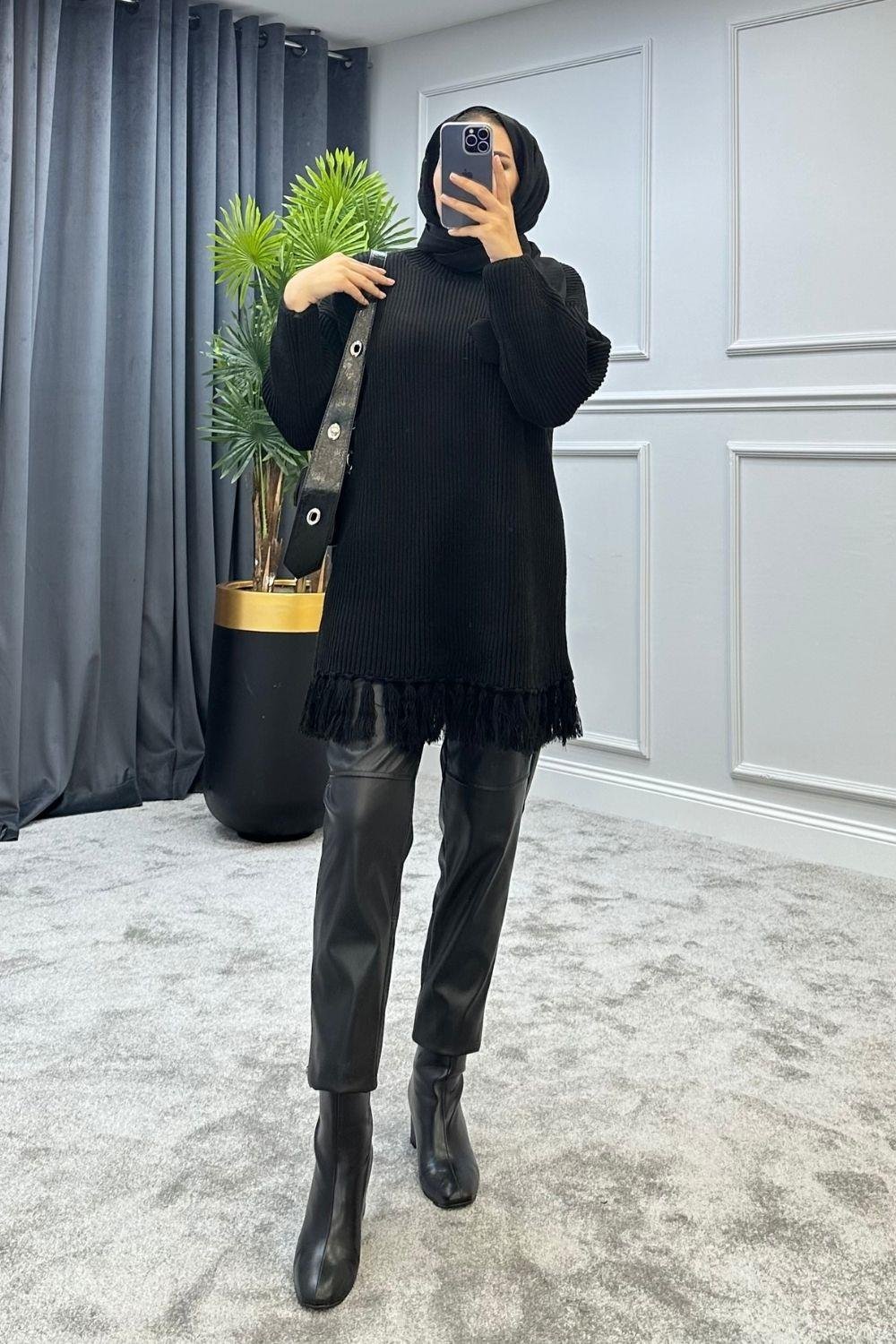 Altı Püsküllü Triko Kazak Siyah 2293 