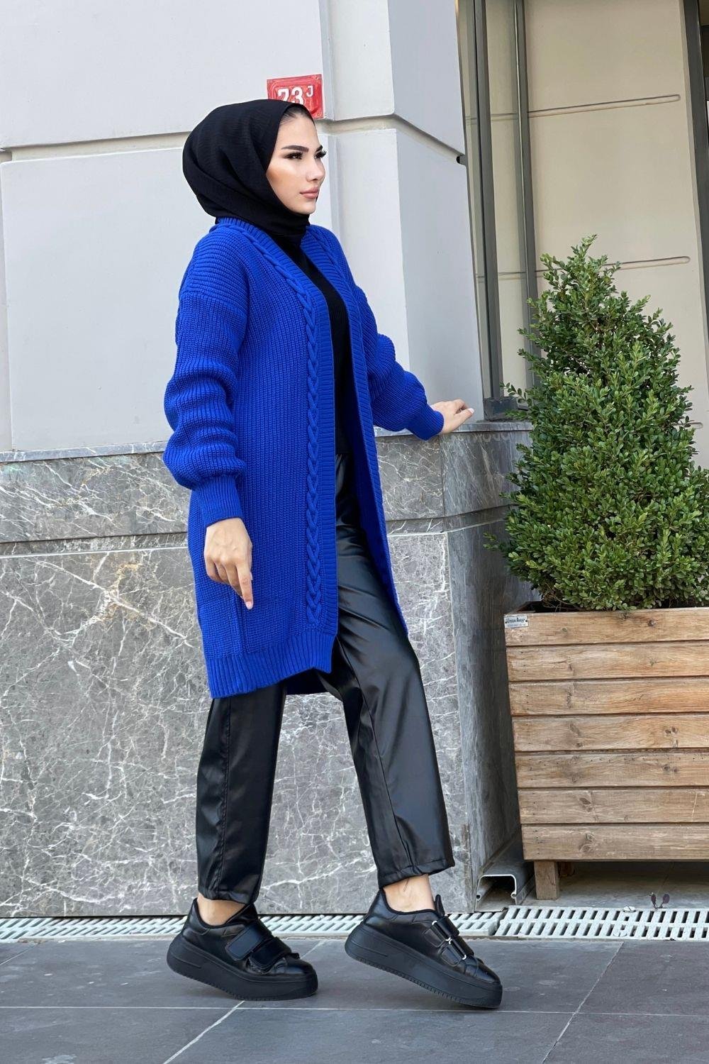 Saç Örgülü Uzun Hırka Saks 230400 