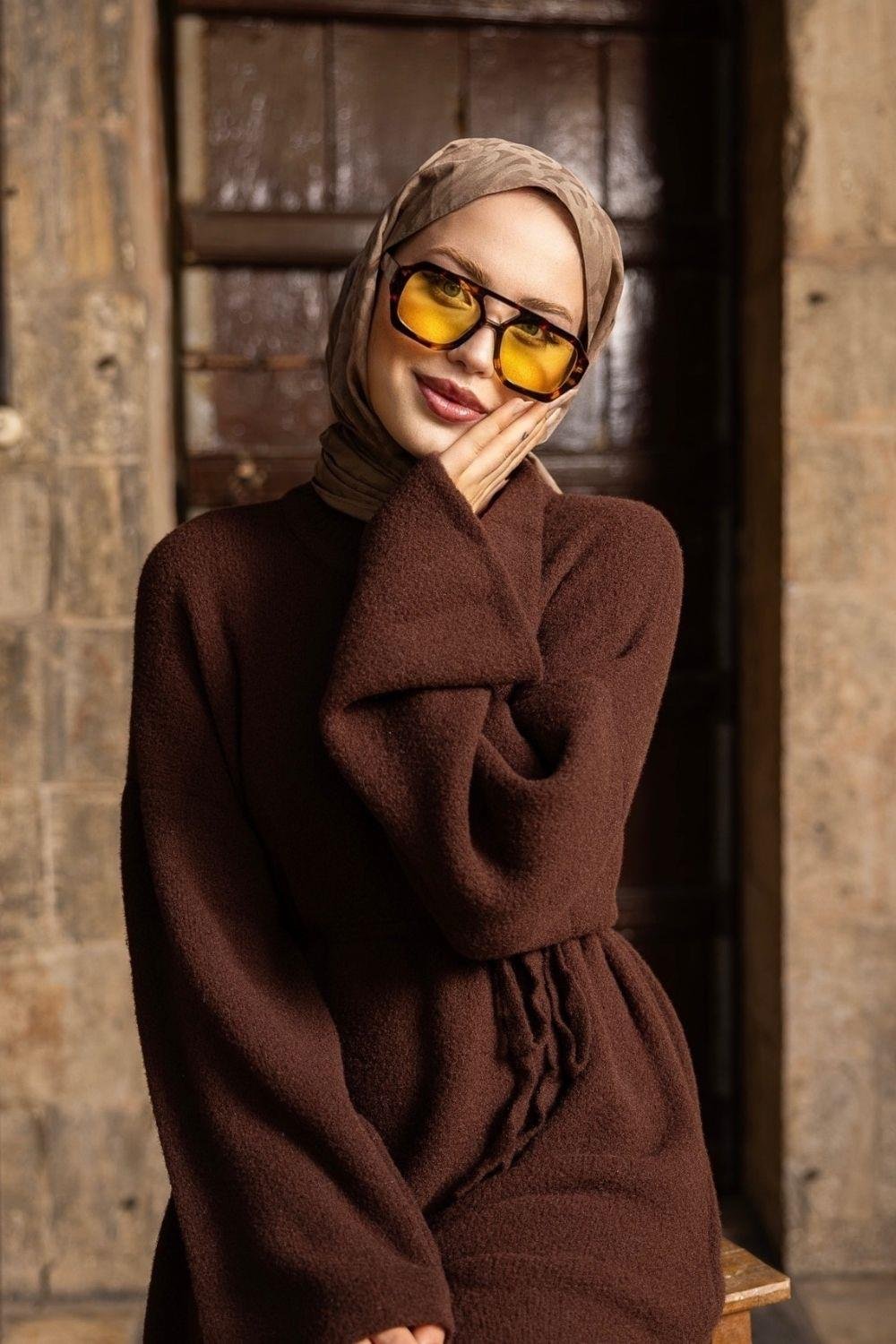 Kol Salaş Keçi Sakal Elbise Kahverengi 241360 