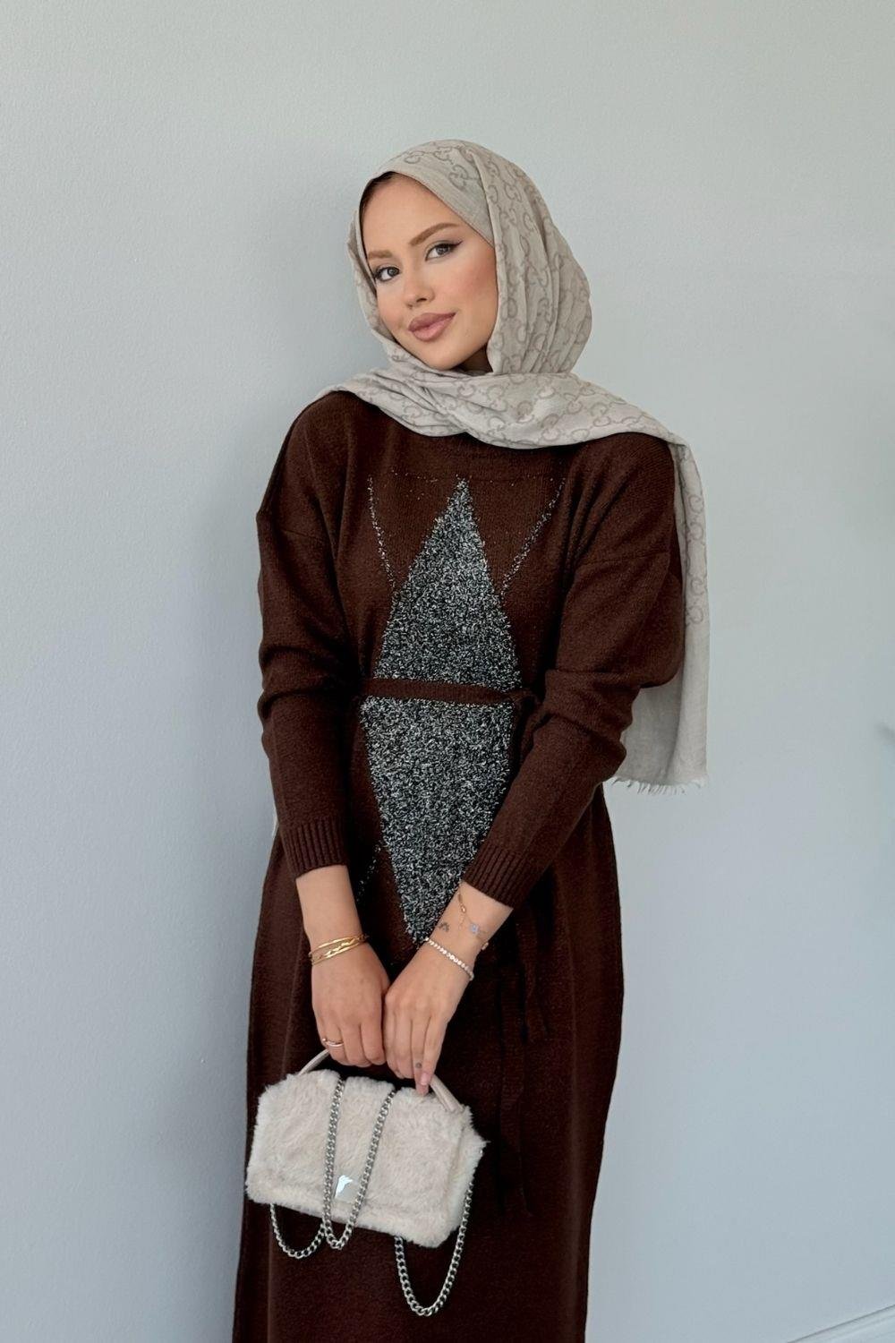 Simli Yumoş Baklava Desen Elbise Kahverengi 241480 