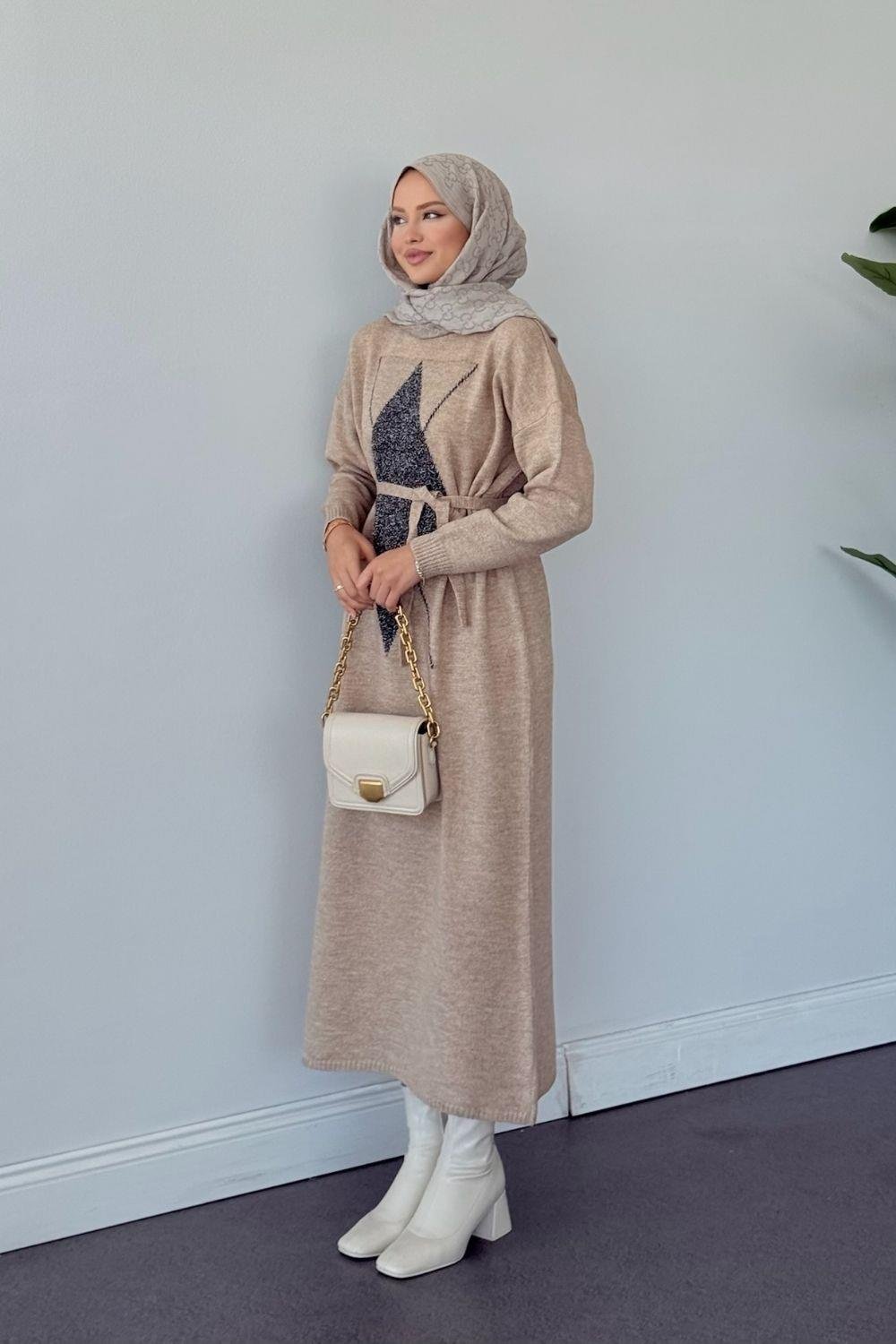 Simli Yumoş Baklava Desen Elbise Bej 241480 