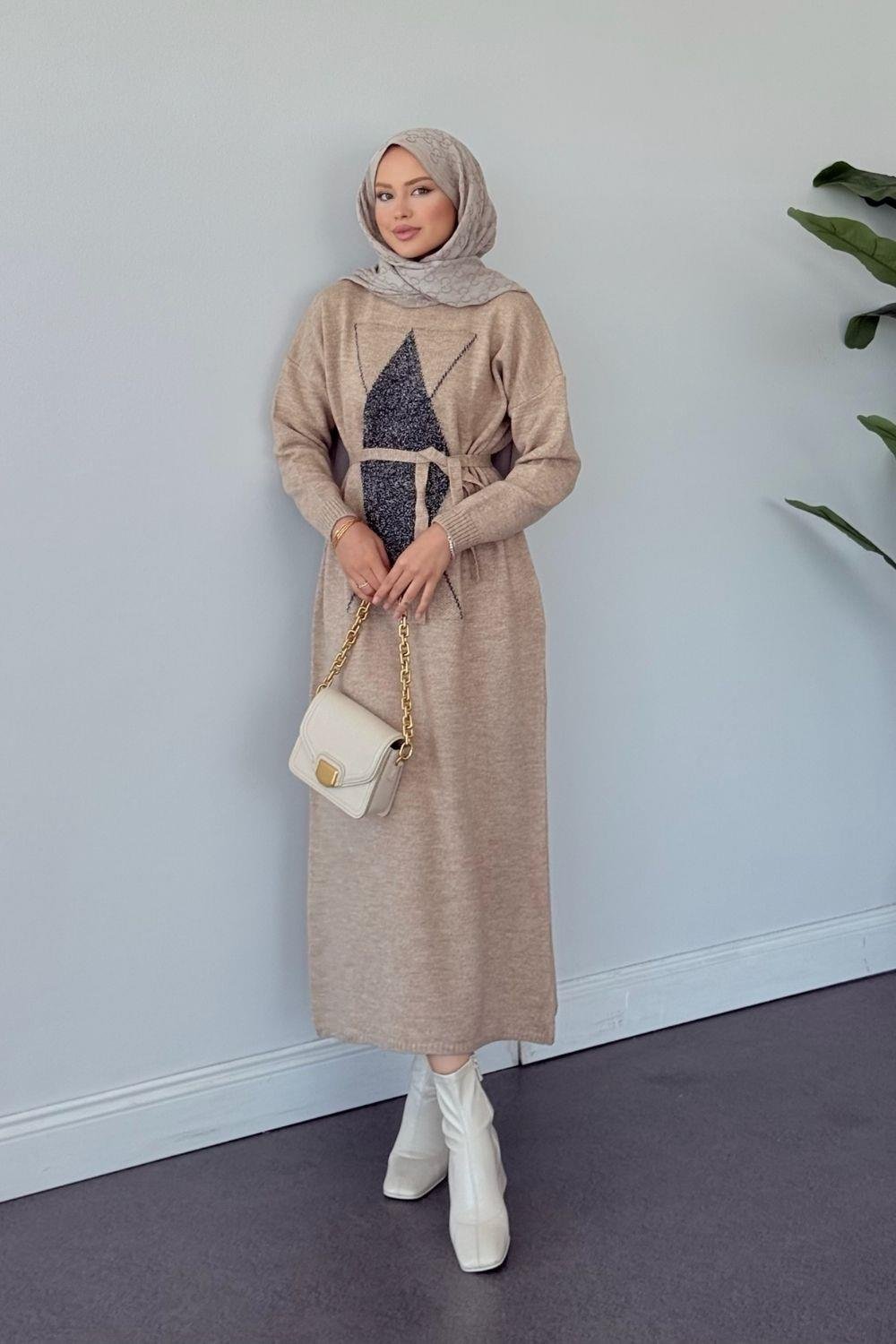 Simli Yumoş Baklava Desen Elbise Bej 241480 