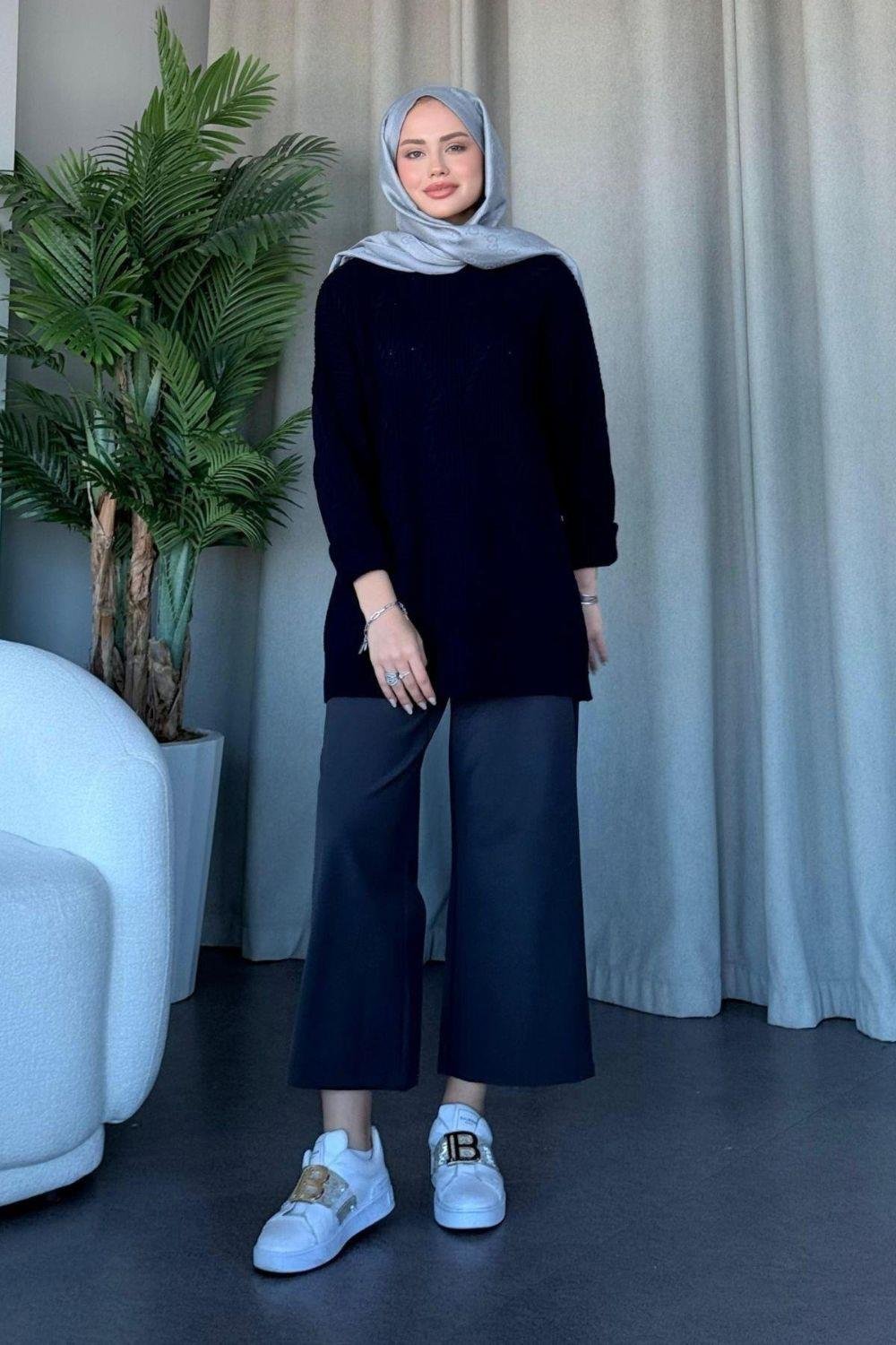 Suadiye Sweater Navy Blue 24490 