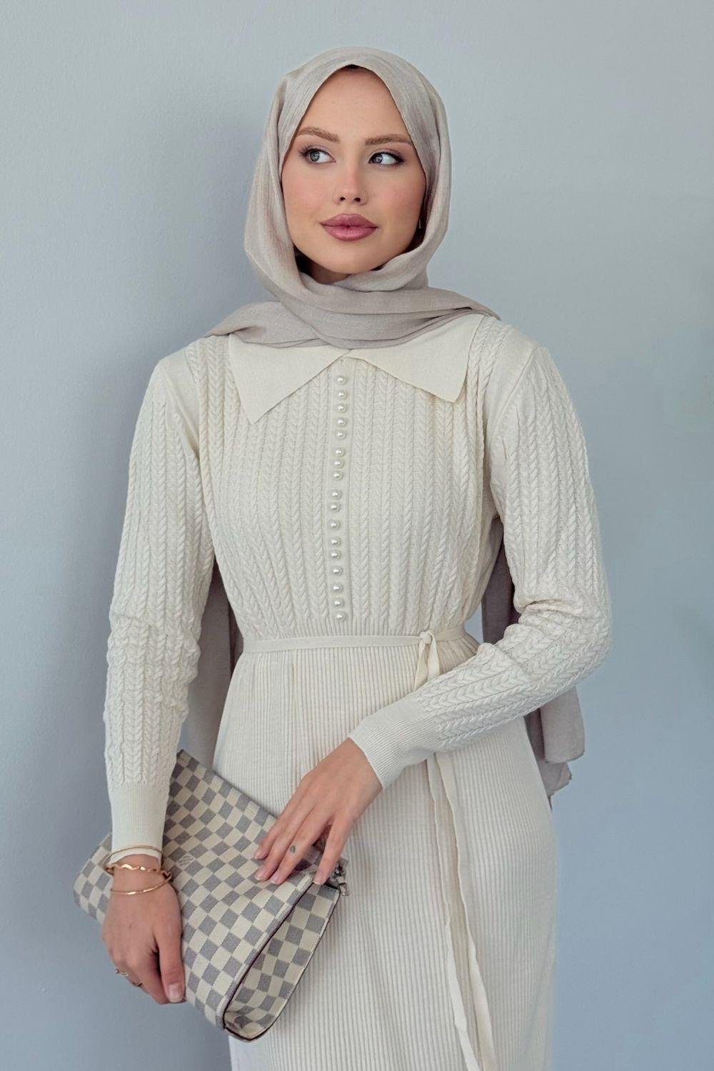 Üst Saç Örgü İncili Gömlek Yaka Elbise Krem 25210 