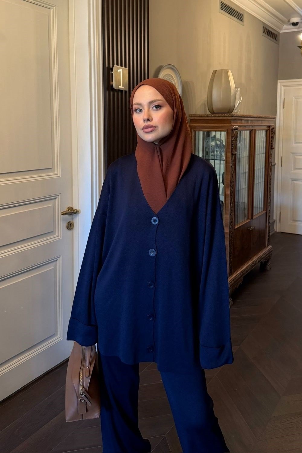 Büyük Düğmeli Takım Lacivert 26206 