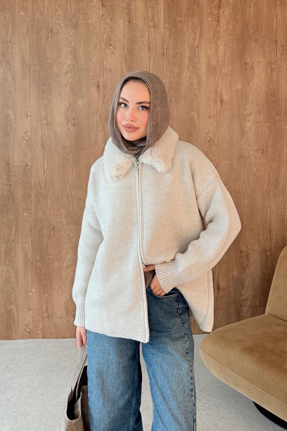 Julie Kürk Yaka Hırka Taş 26248 