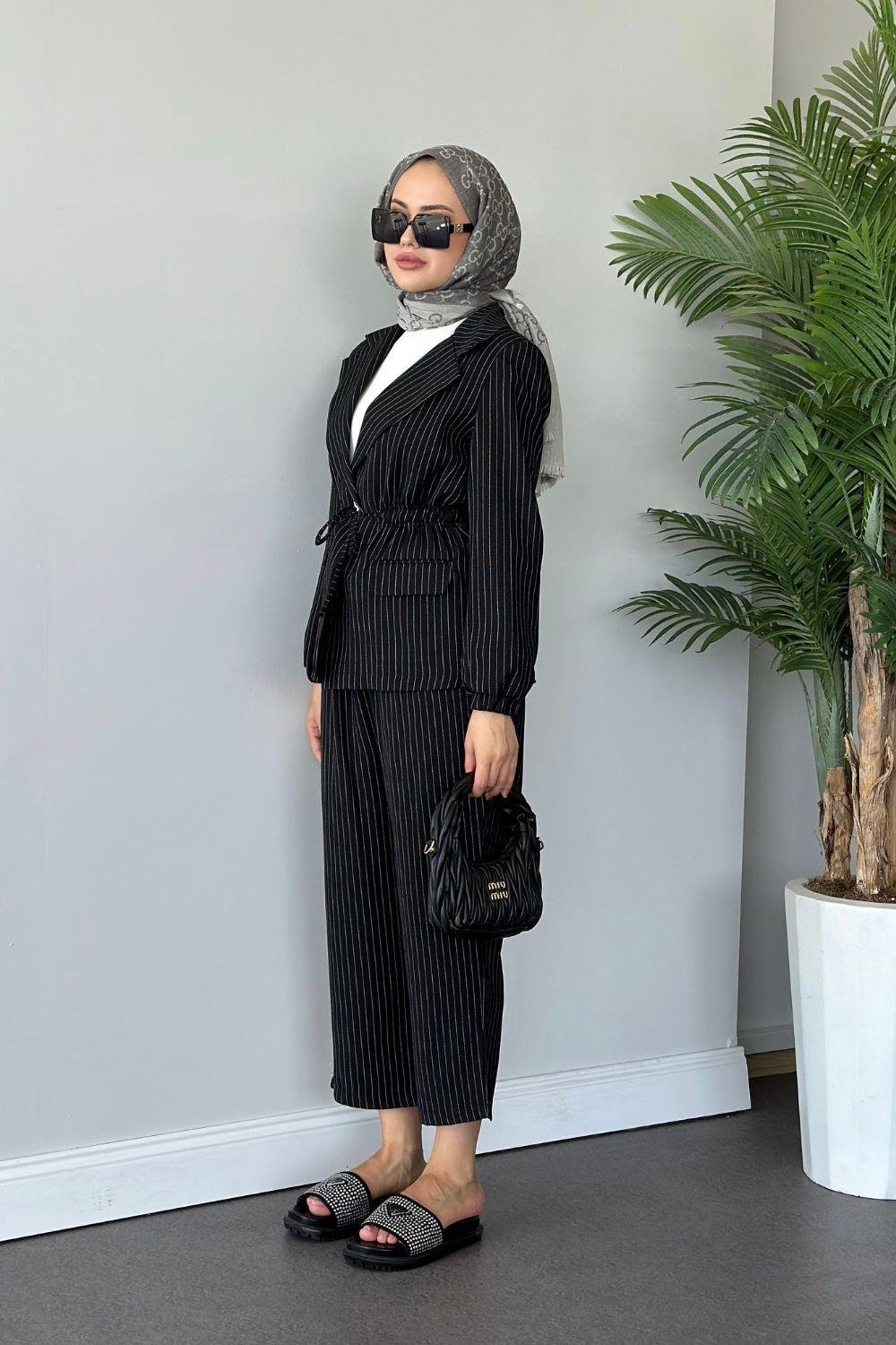 Otantik Takım Siyah 30600 