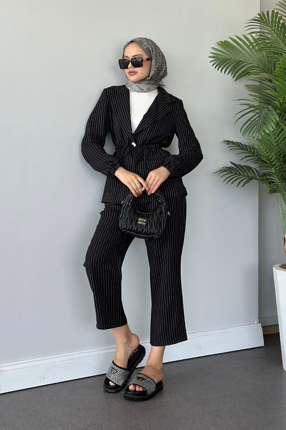 Otantik Takım Siyah 30600 