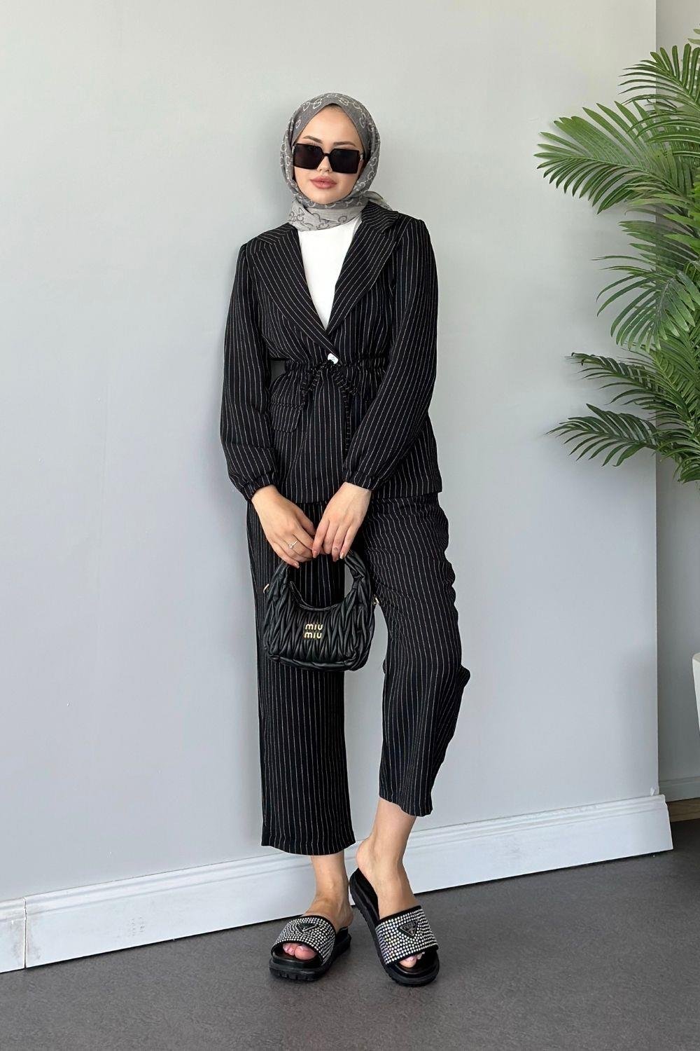 Otantik Takım Siyah 30600 