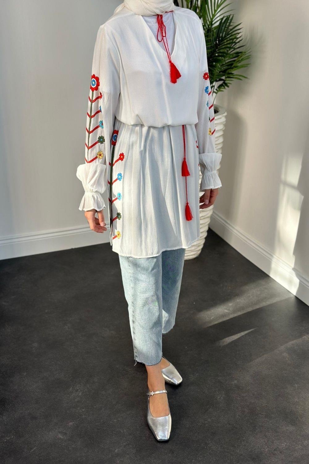 Kolları Çiçekli Tunik Beyaz 3664 