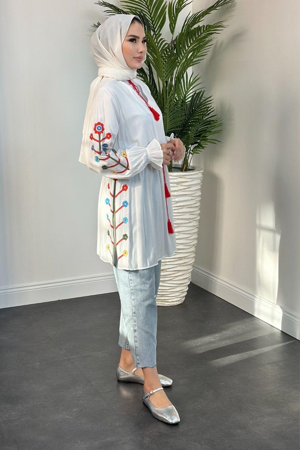 Kolları Çiçekli Tunik Beyaz 3664 