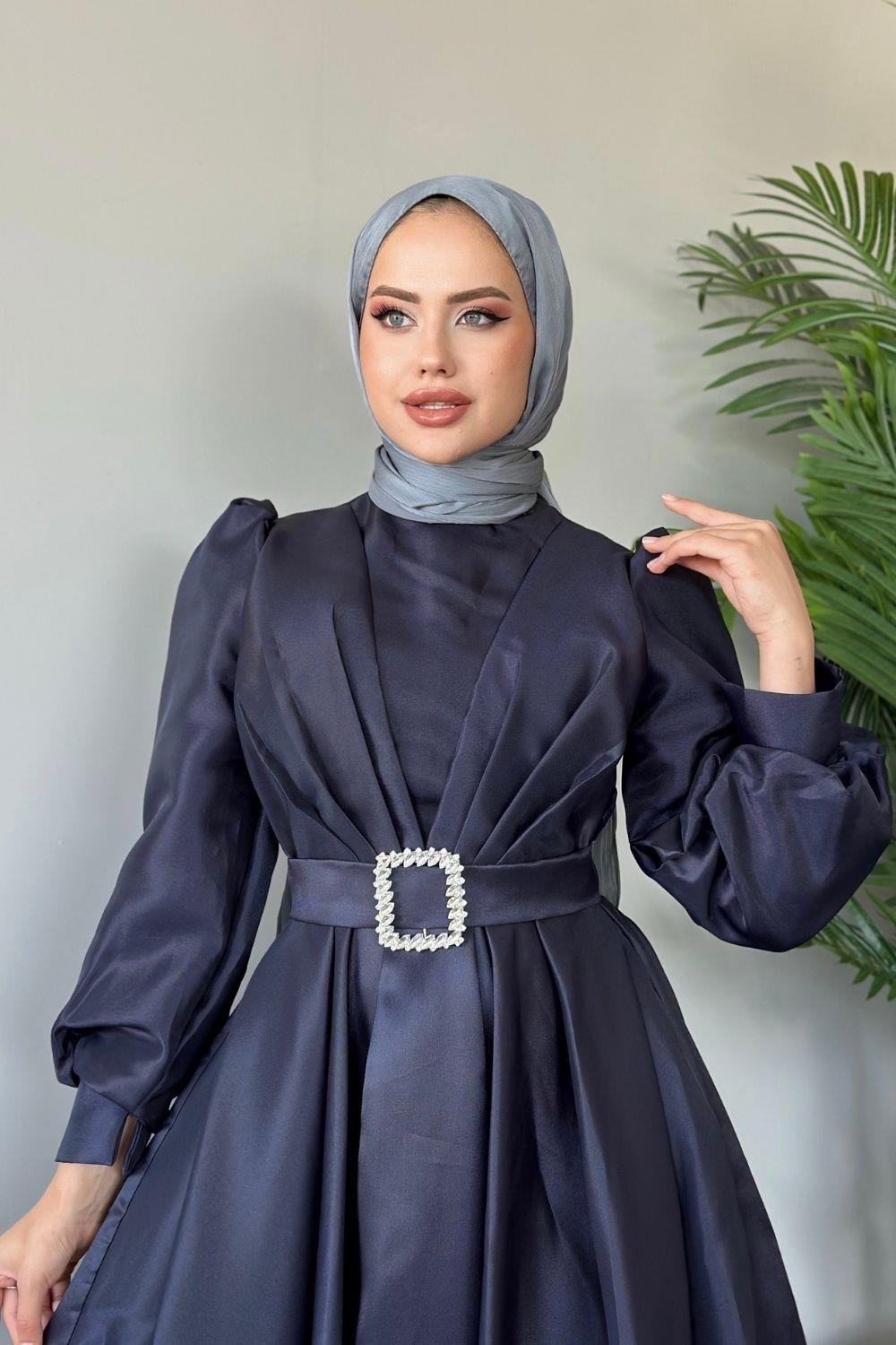 فستان سهرة الأميرة باللون الأزرق الداكن 45290 