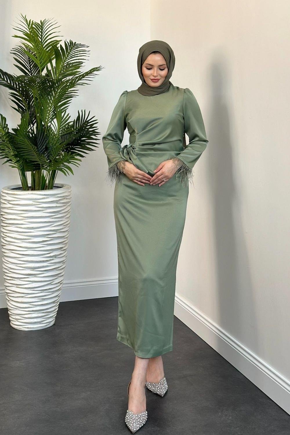 Kol Saçaklı Saten Abiye Mint 47450 