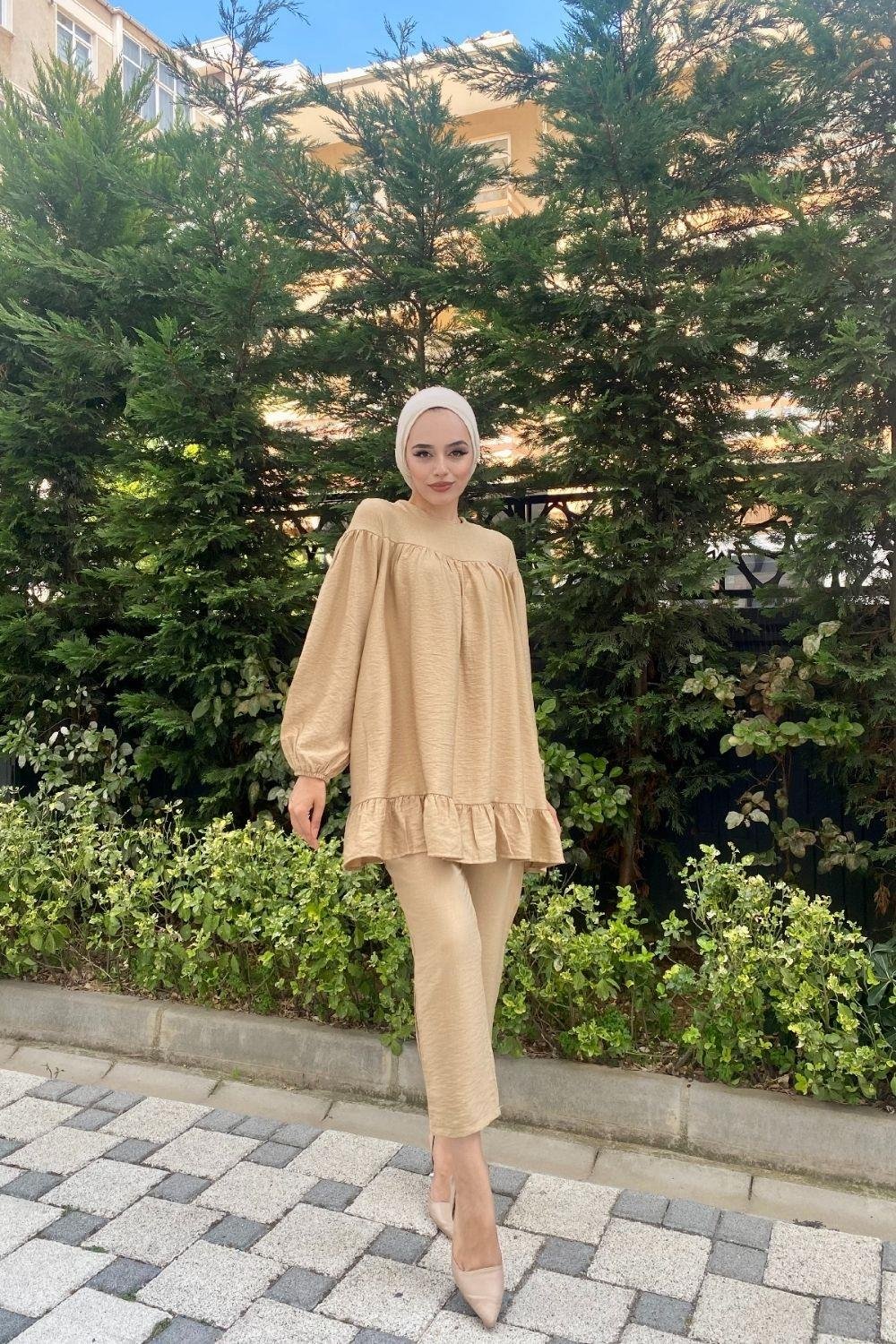 Altı Fırfırlı Pantolonlu Takım Camel 4888 