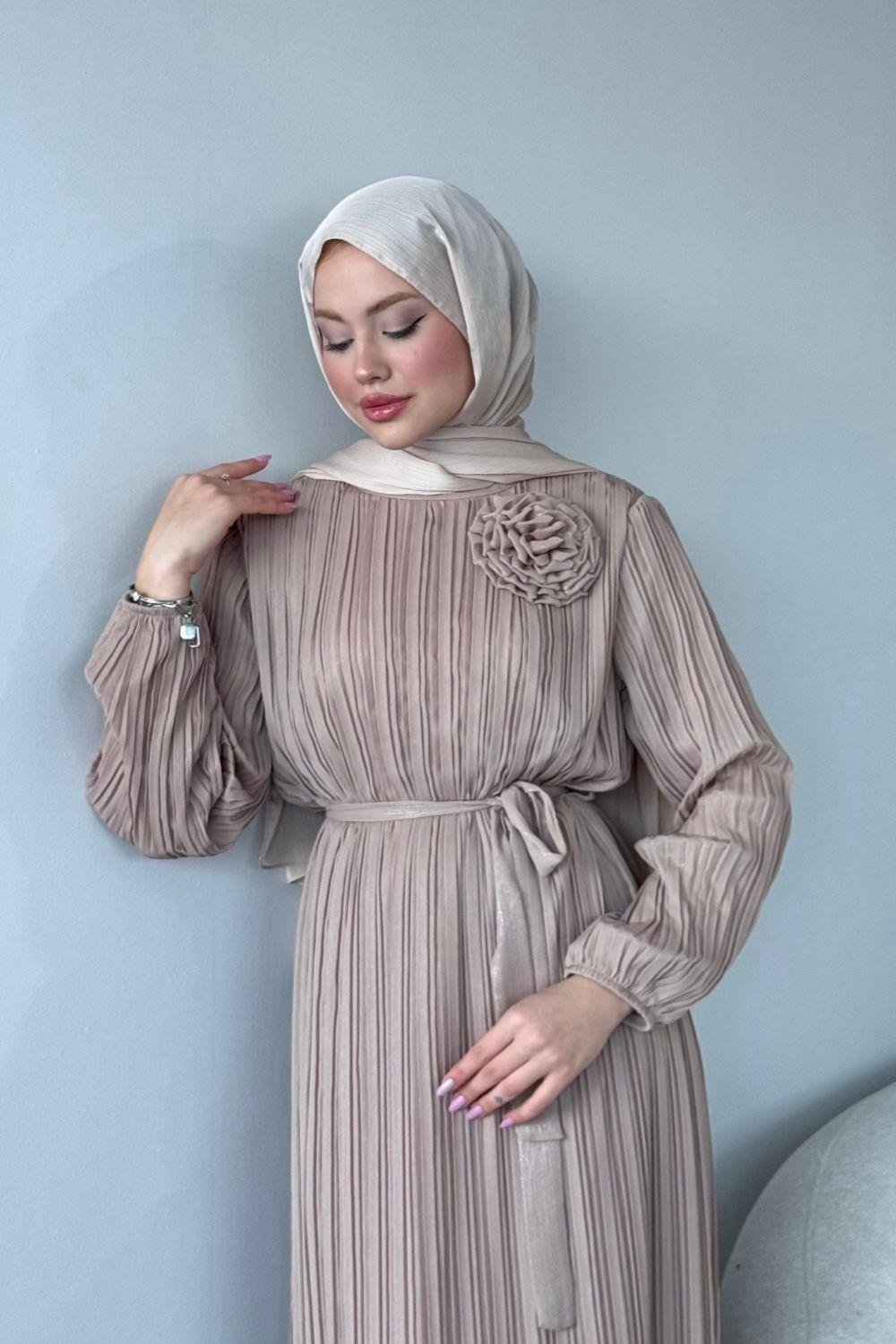 Gögsü Çiçekli Şifon Abiye Bej 4975 