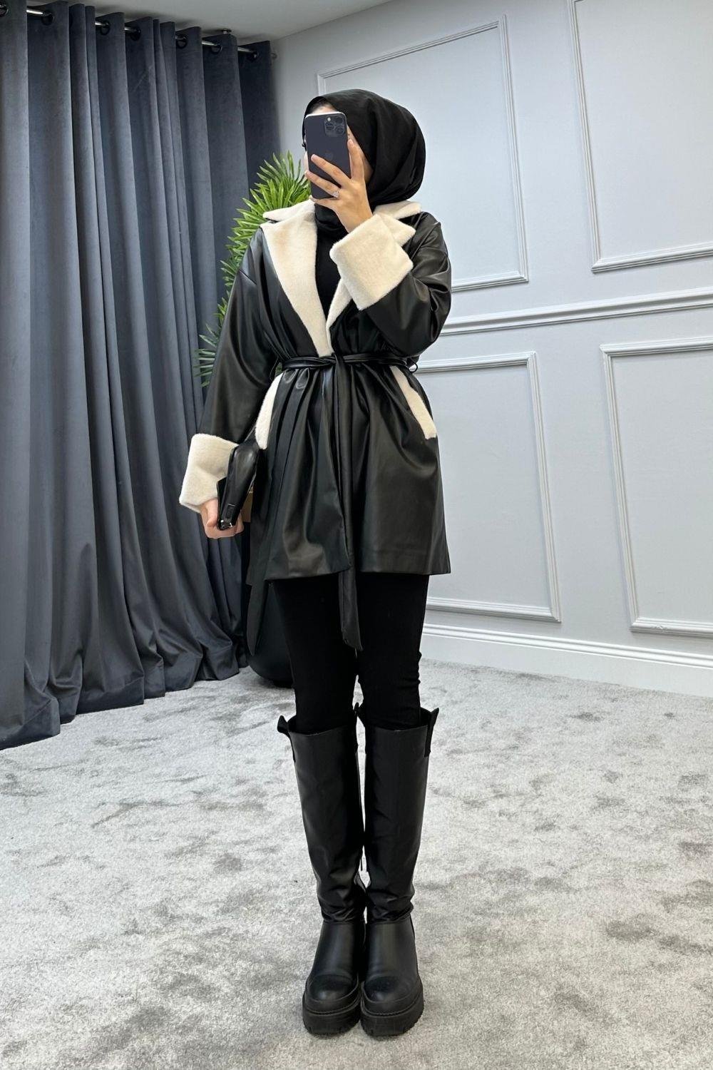 Yaka Ve Manşet Kürklü Kap Siyah 5473 