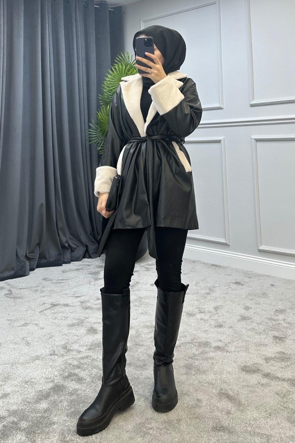 Yaka Ve Manşet Kürklü Kap Siyah 5473 