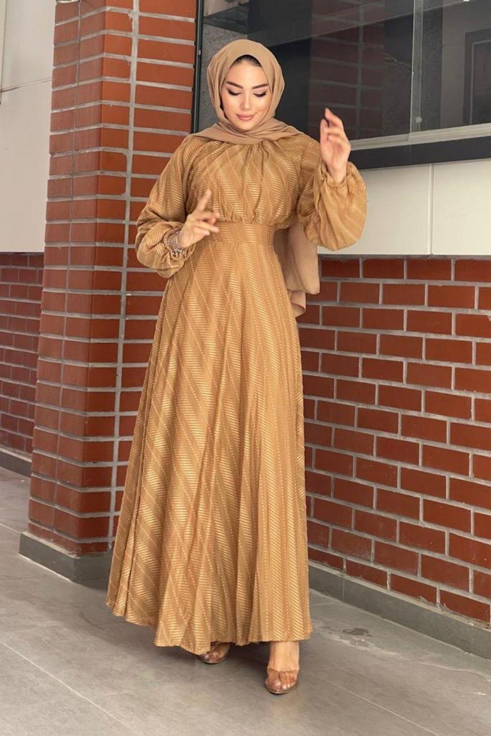 Çizgi Detaylı Şifon Elbise Camel 5644 