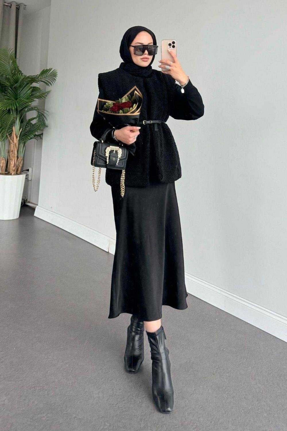 Holly Yelek Siyah 6152 