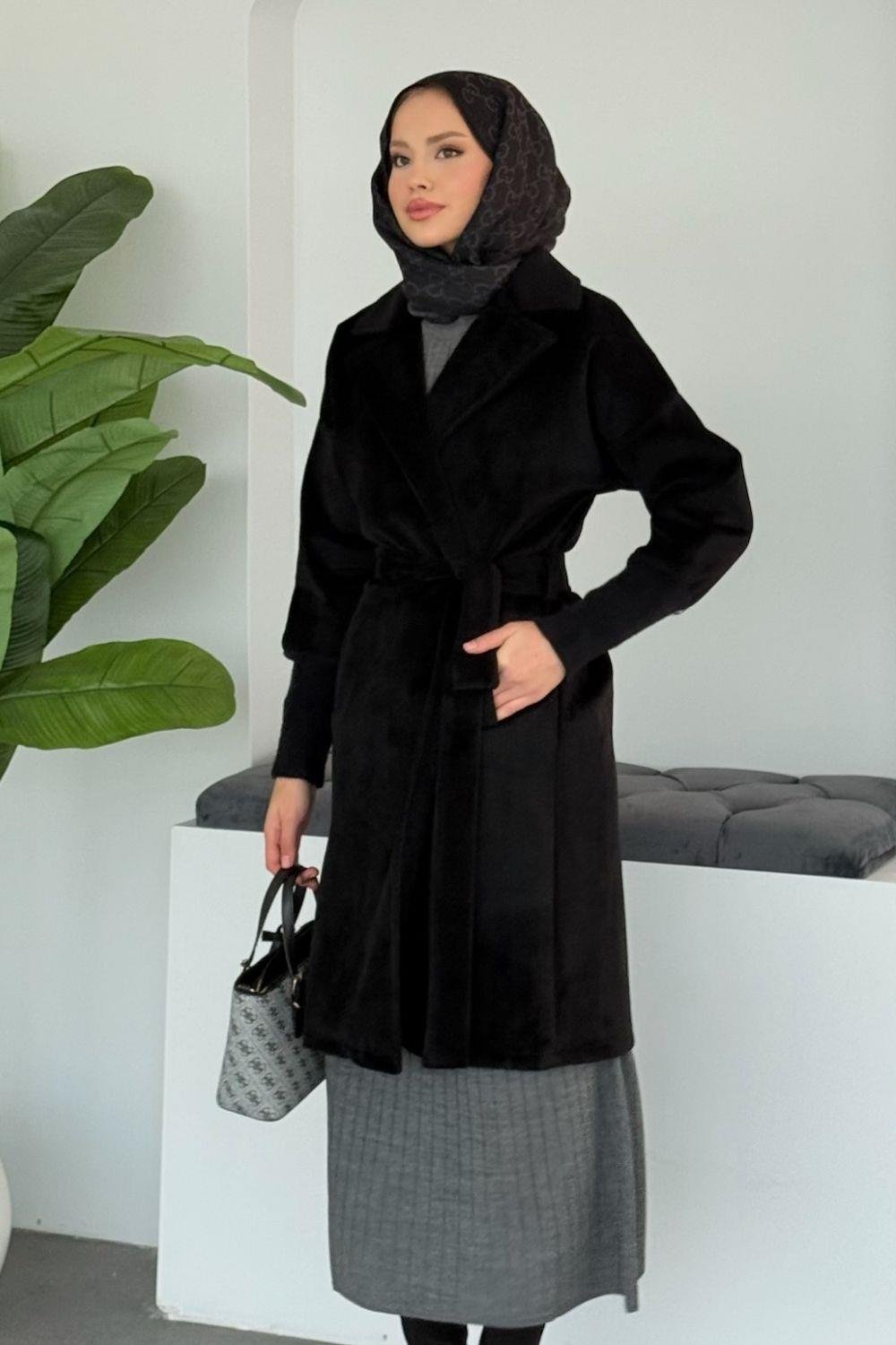 Beta Triko Detay Kaban Siyah 7004 