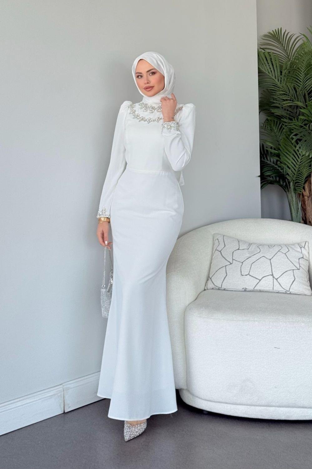 Bloom Kolu Ve Boynu Abiye Beyaz 80000 