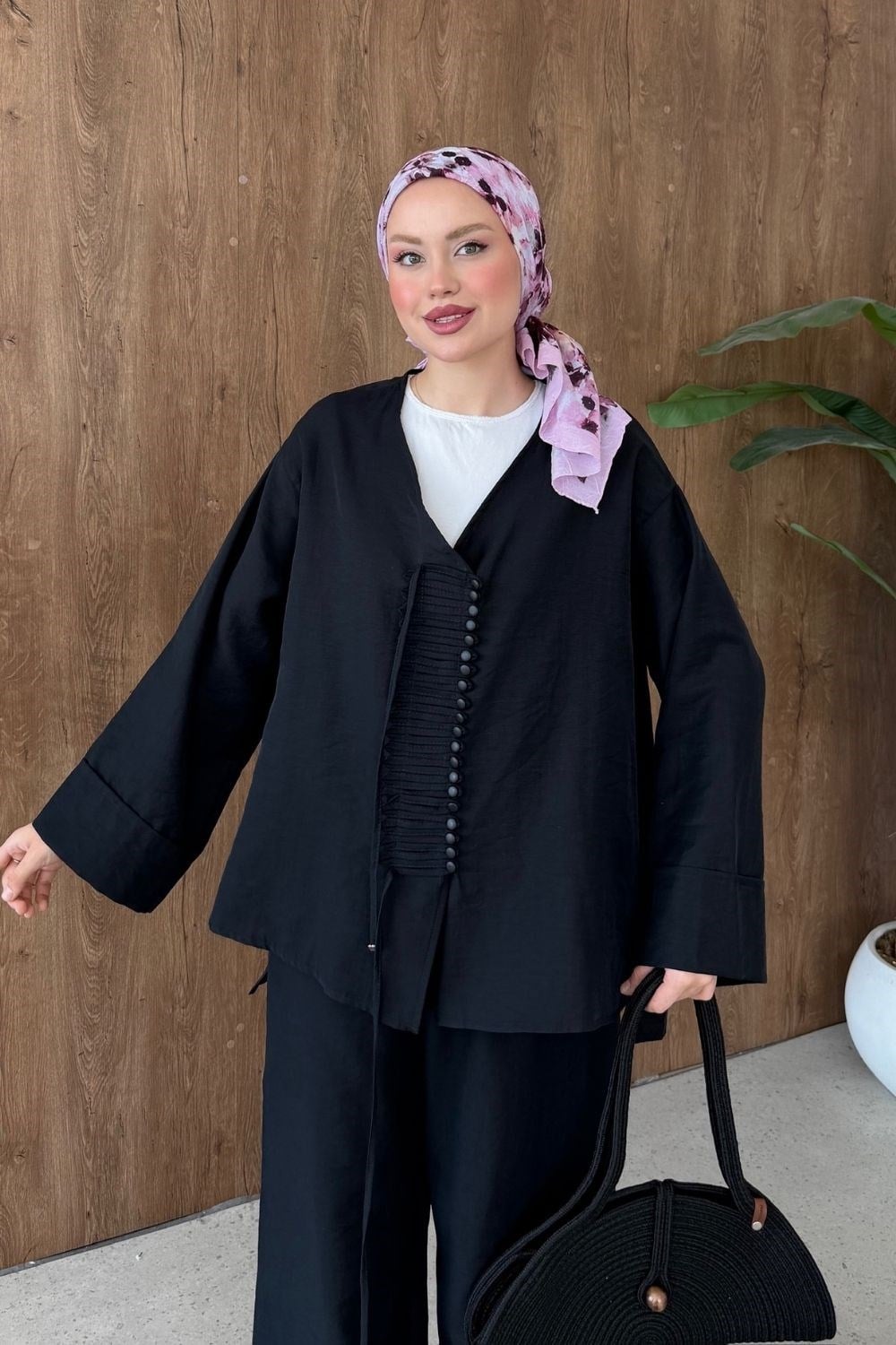 Güneş Keten Düğme Detay Takım Siyah 8059 