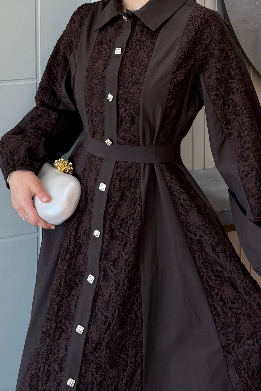 Romantik Dantel Detaylı Elbise Kahverengi 80650 