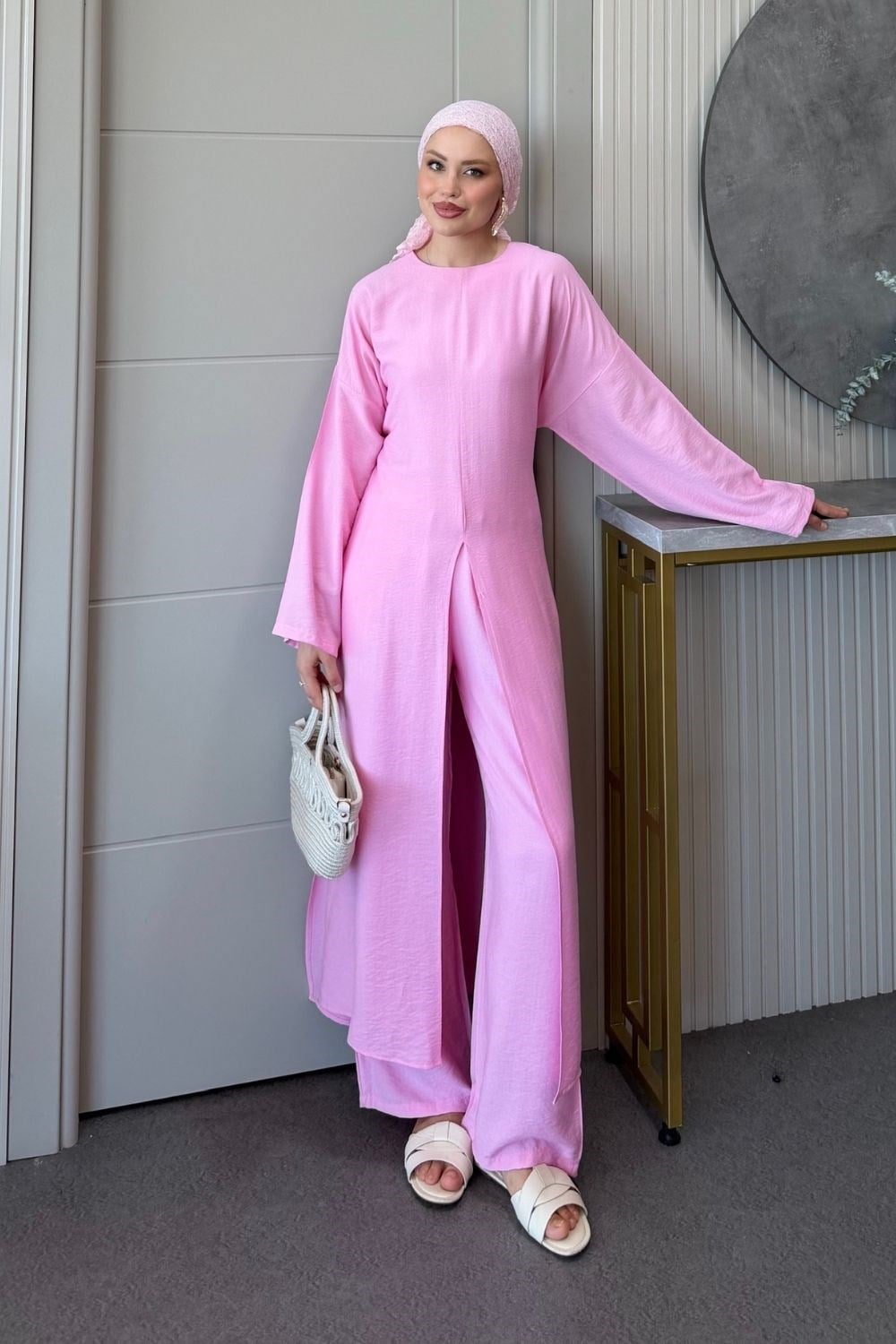 Ön Yırtmaçlı Keten Takım Pembe 8078 
