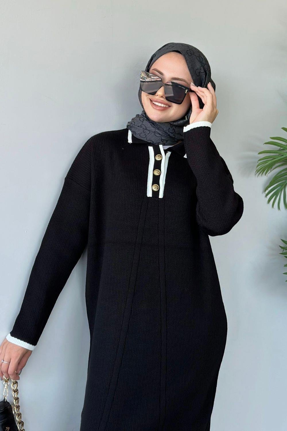 فستان تريكو بأزرار أمامية أسود 8526 