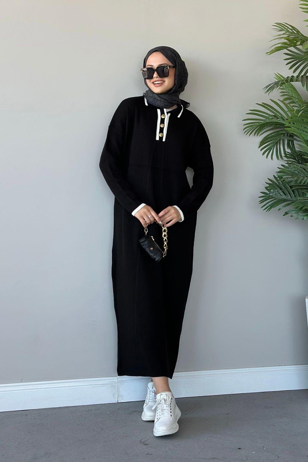 فستان تريكو بأزرار أمامية أسود 8526 