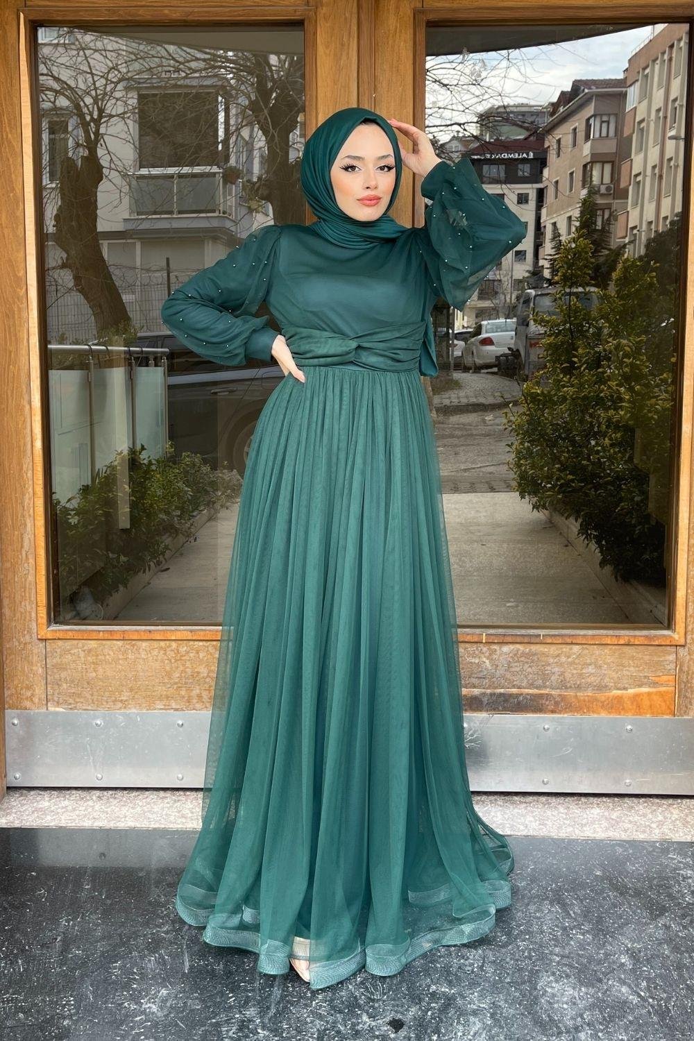Kolları Boncuklu Beli Çapraz Tül Abiye Zümrüt 8627 