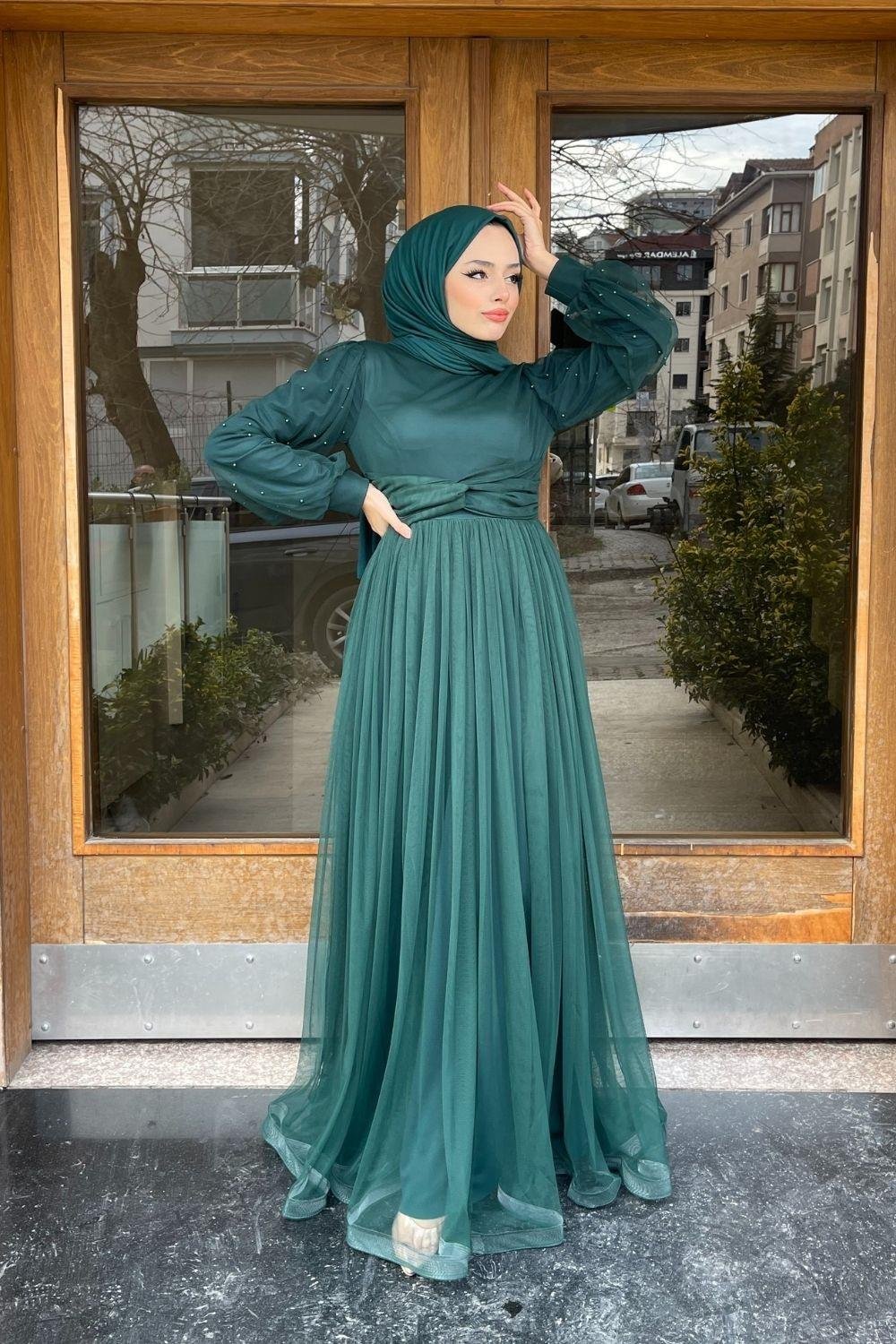 Kolları Boncuklu Beli Çapraz Tül Abiye Zümrüt 8627 