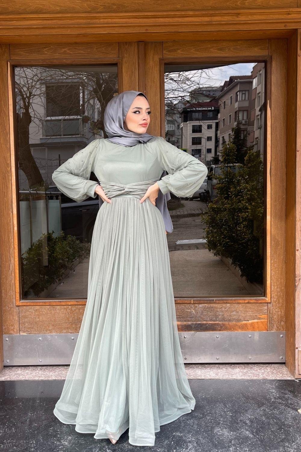 Kolları Boncuklu Beli Çapraz Tül Abiye Mint 8627 