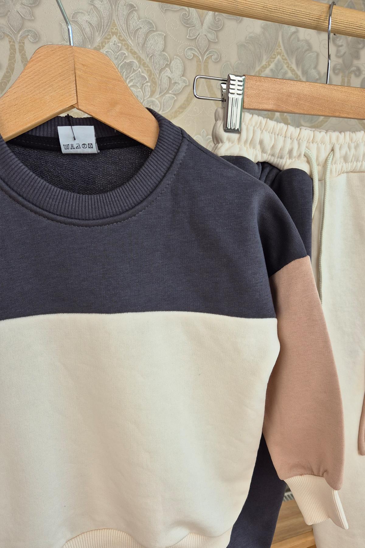 3 İplik Cepli Oversize Organik TakımUzun Takım3 İplik Cepli Oversize Organik Takım
