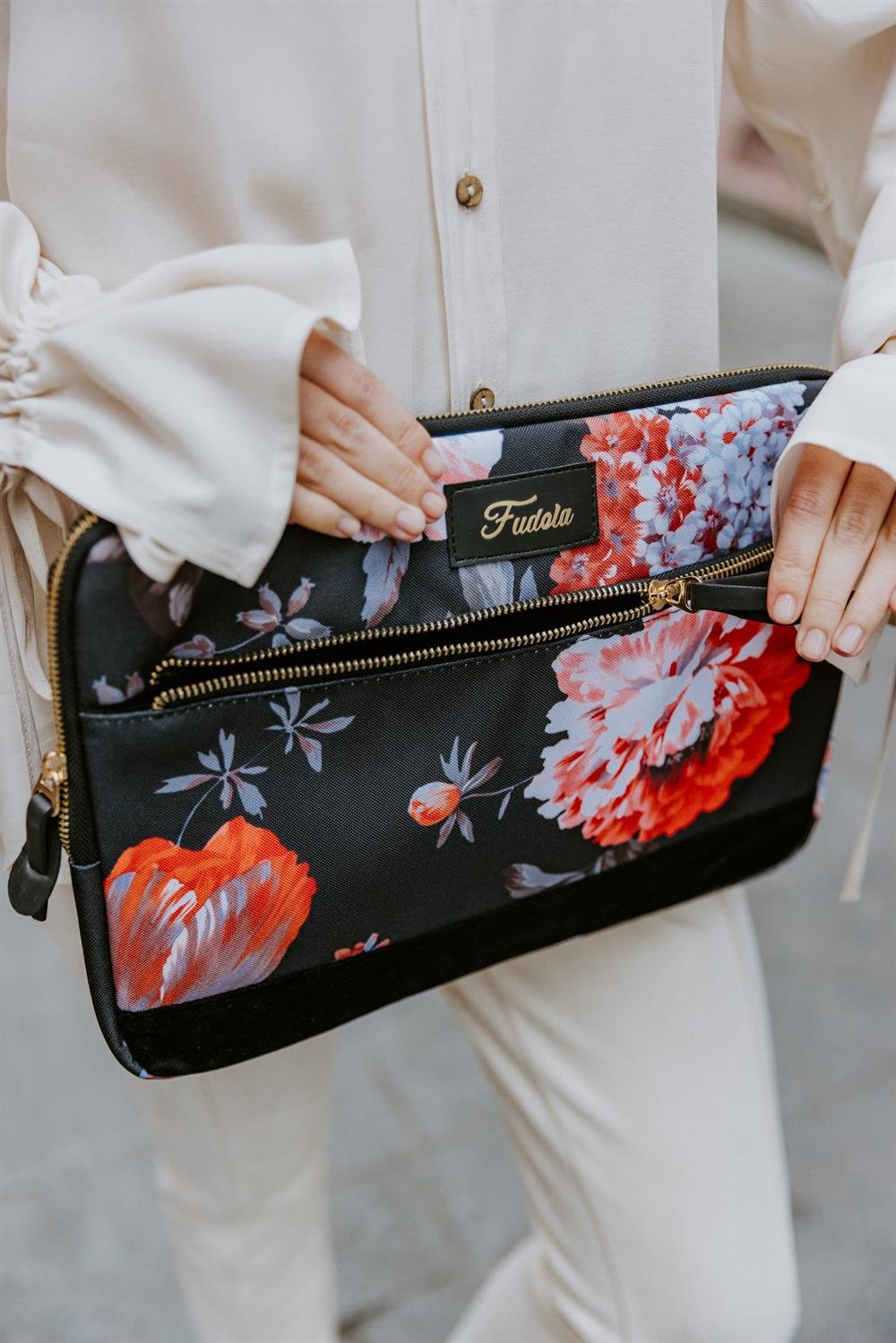 Fudela 13-14 inch Black Roses Macbook- Laptop Bag